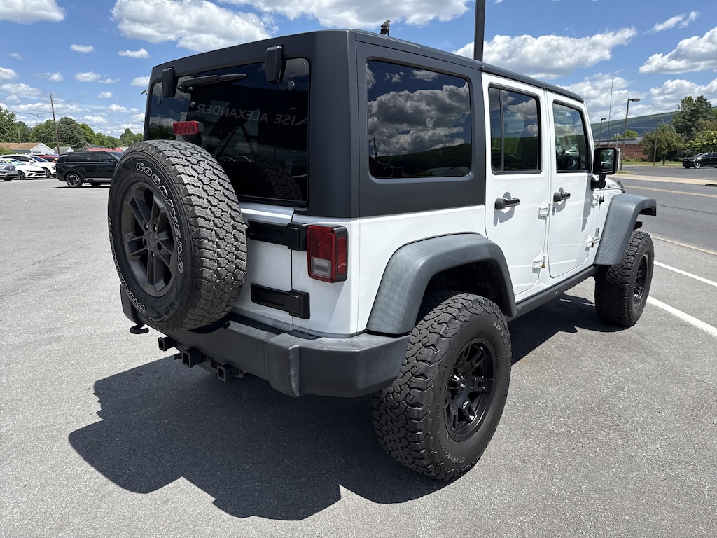 Used 2016 Jeep Wrangler JK Unlimited Rubicon 4x4 SUV