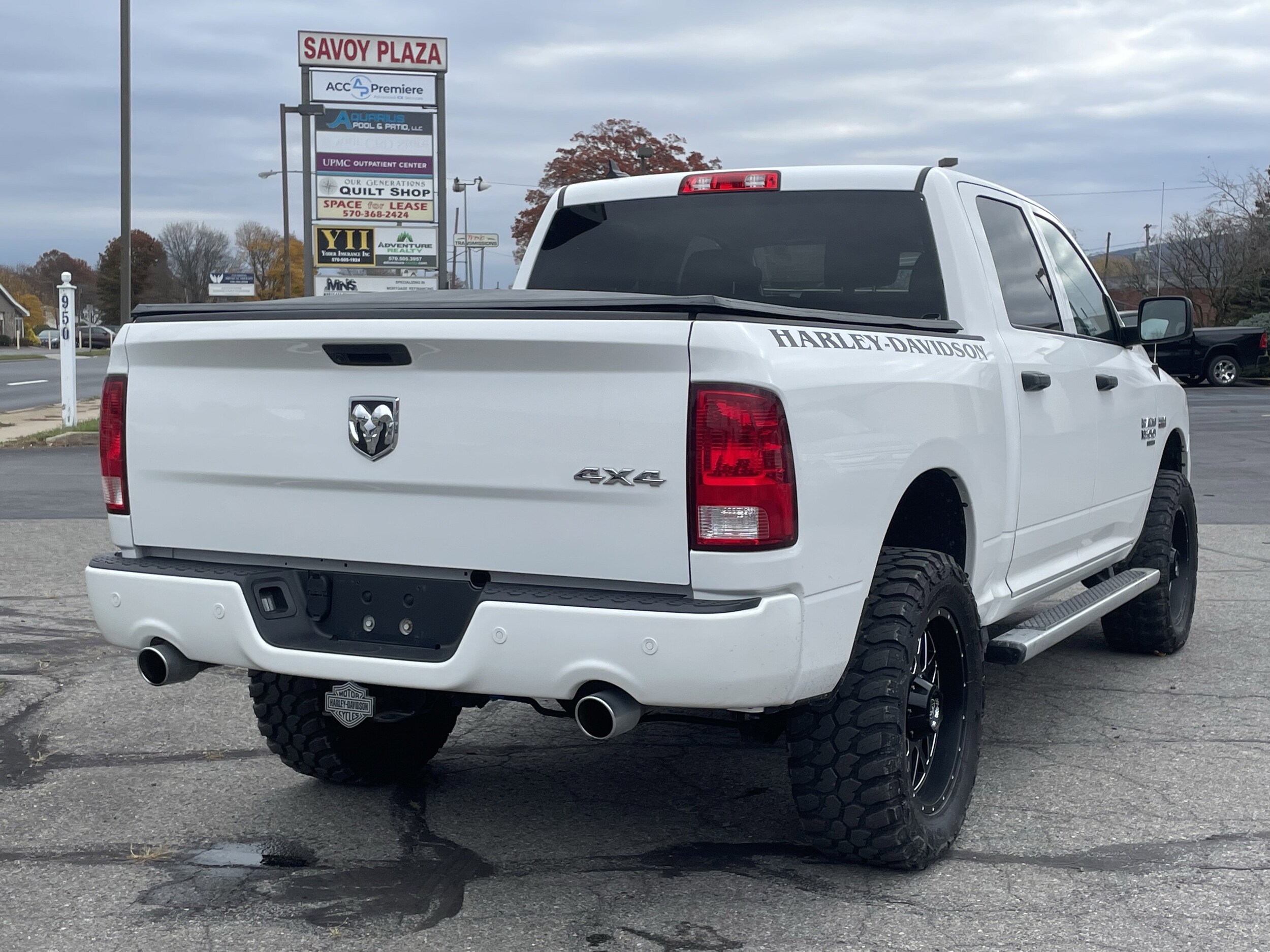 2022 Ram 1500 Classic Tradesman photo 3
