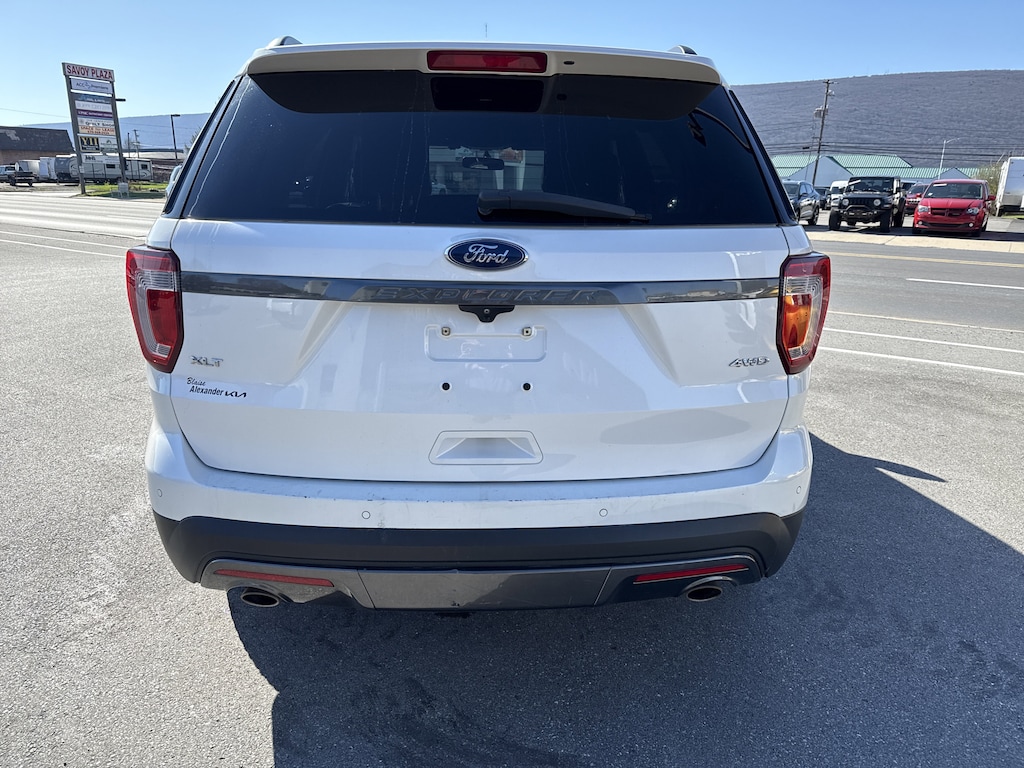 Used 2017 Ford Explorer XLT SUV