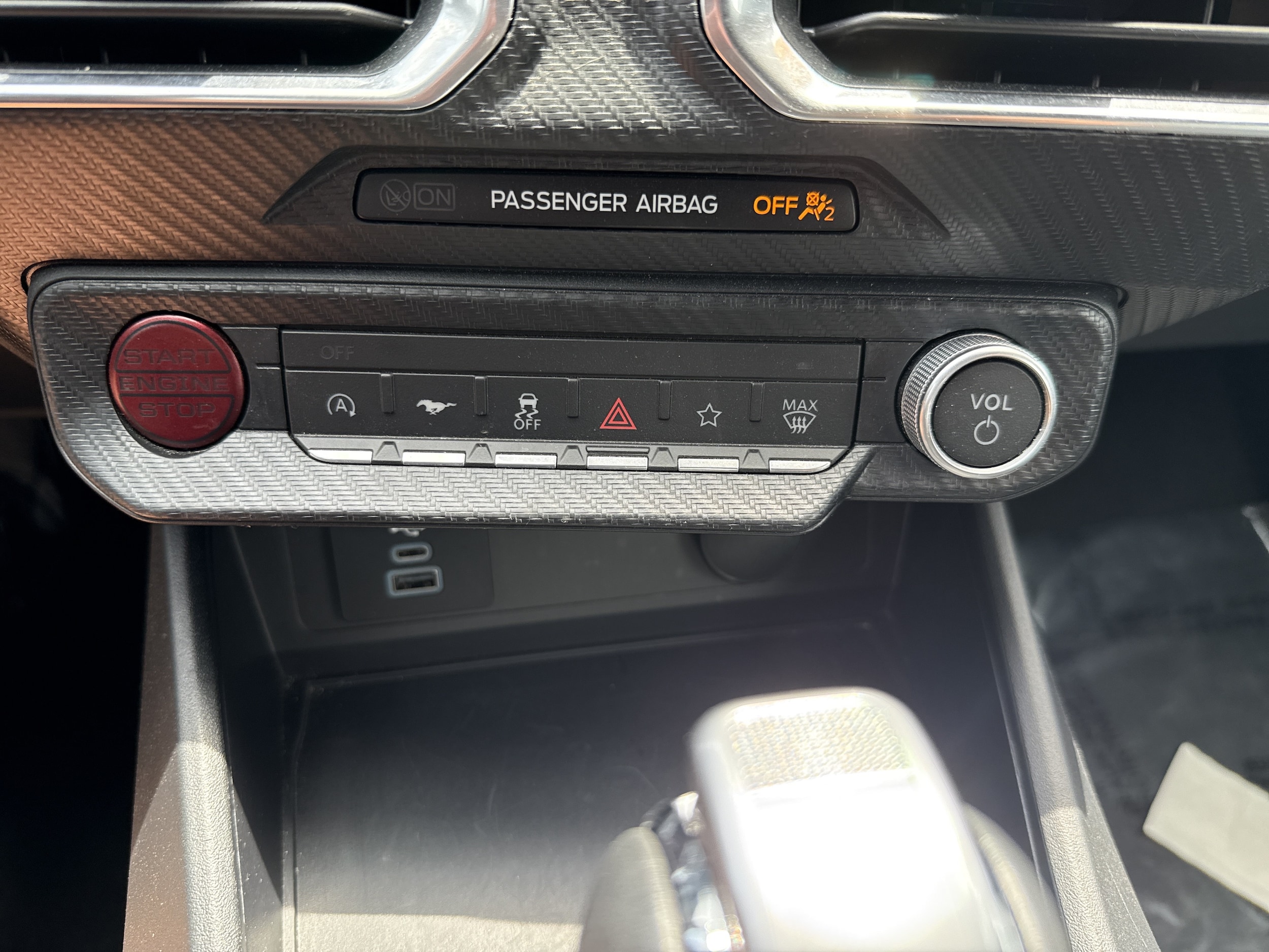 2025 Ford Mustang EcoBoost Premium - Photo 25