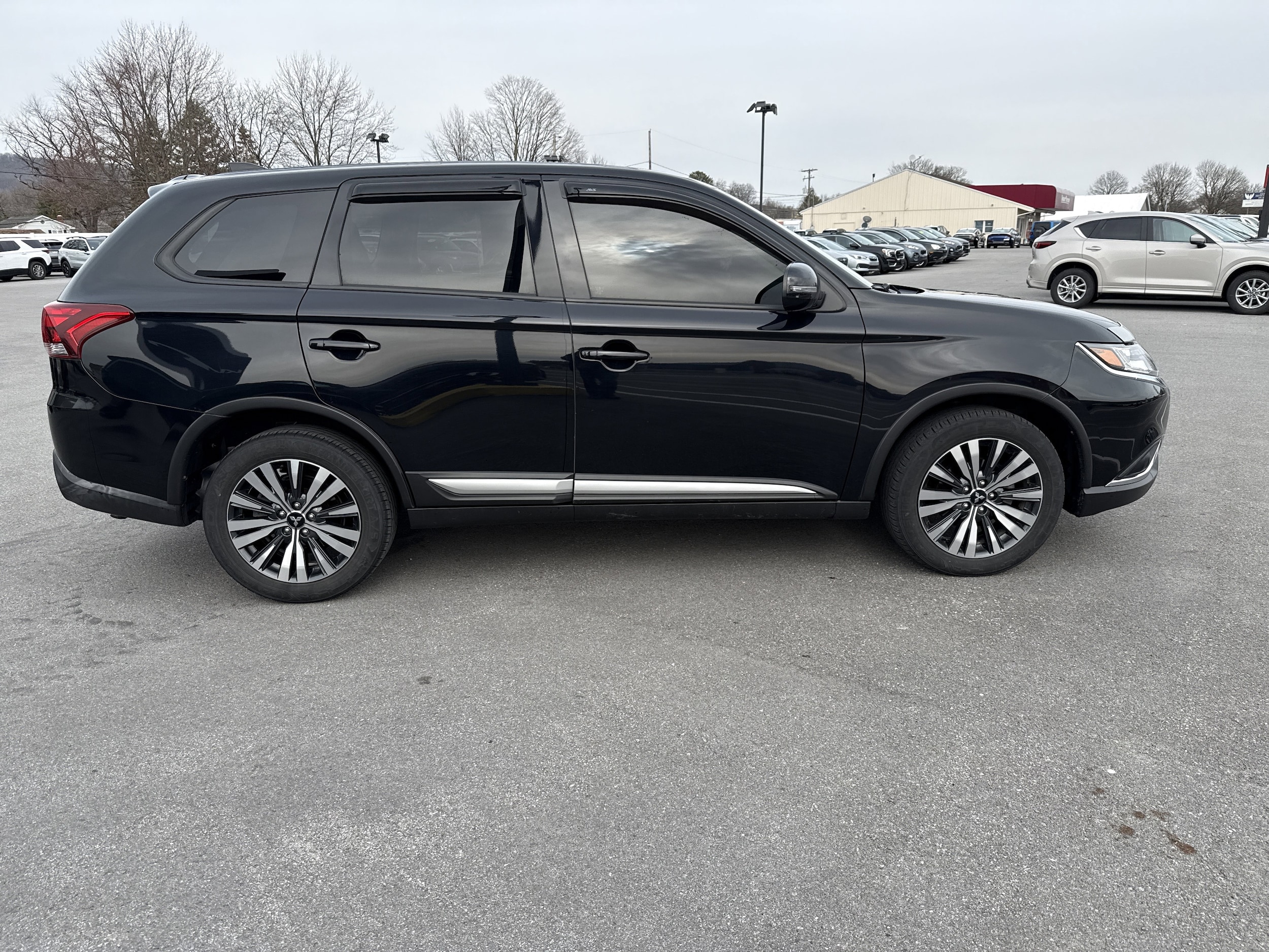 Used 2020 Mitsubishi Outlander SE with VIN JA4AZ3A34LZ015485 for sale in Montoursville, PA