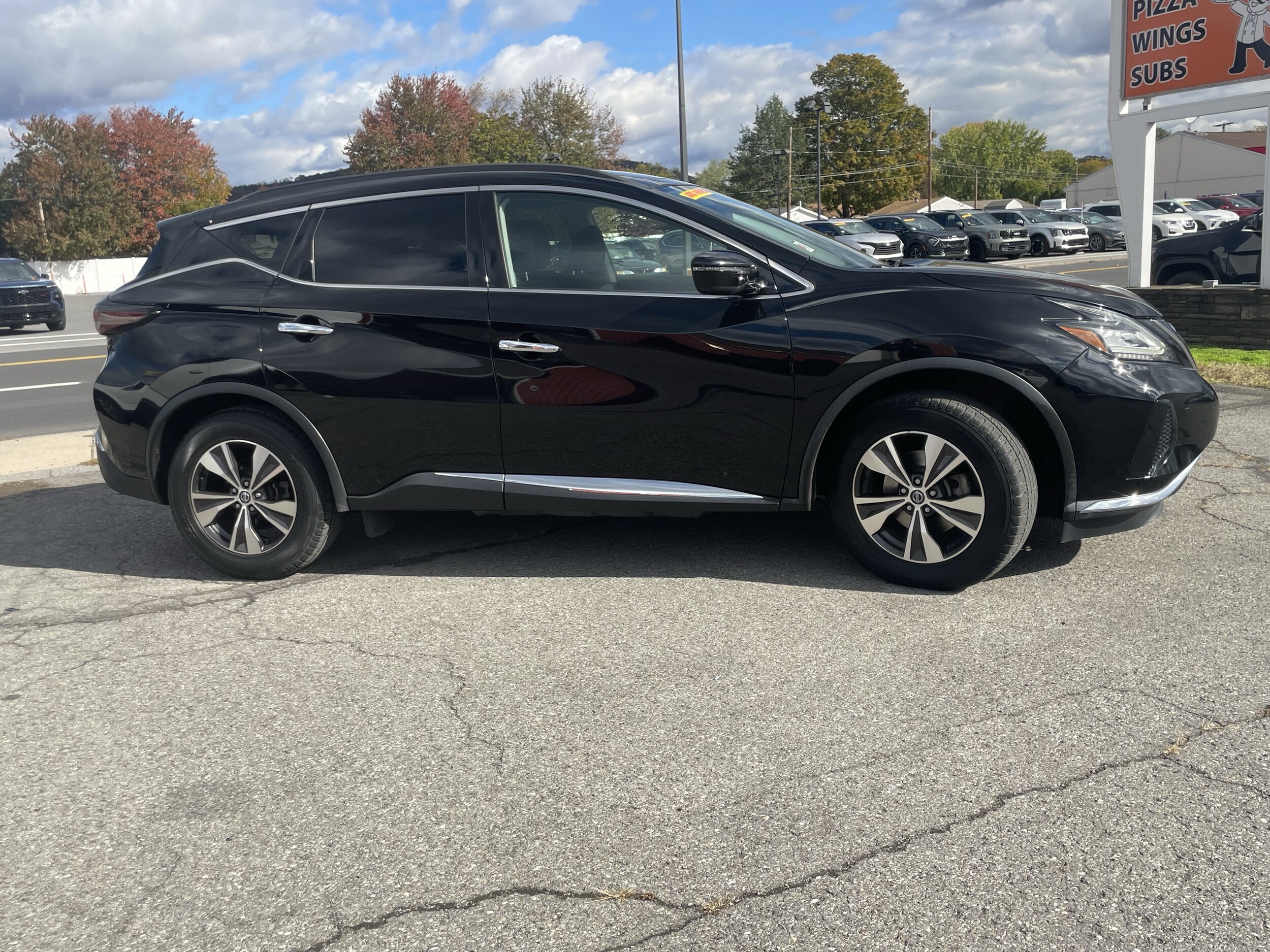 2020 Nissan Murano SV photo 2