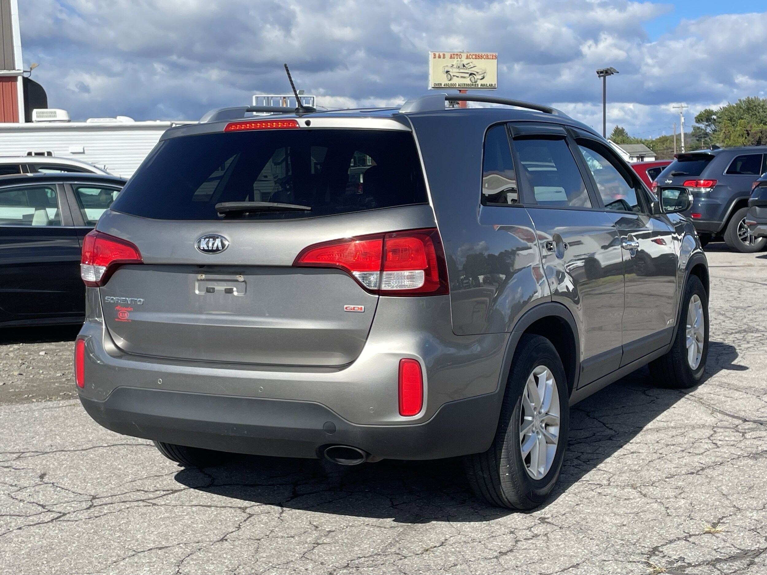 2014 Kia Sorento LX photo 2