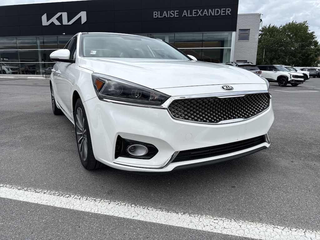 Used 2017 Kia Cadenza Premium Sedan