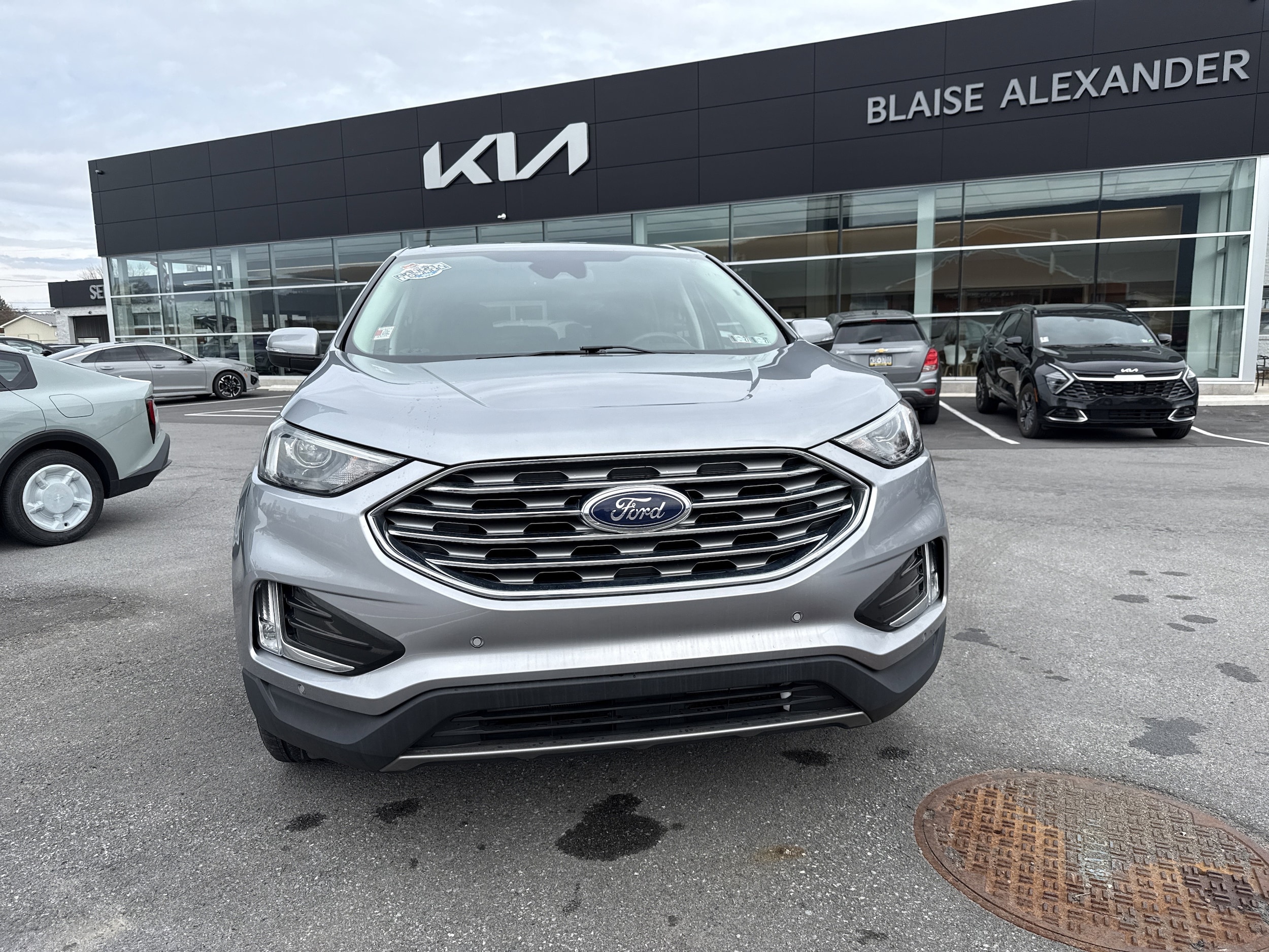 2022 Ford Edge Titanium - Photo 9