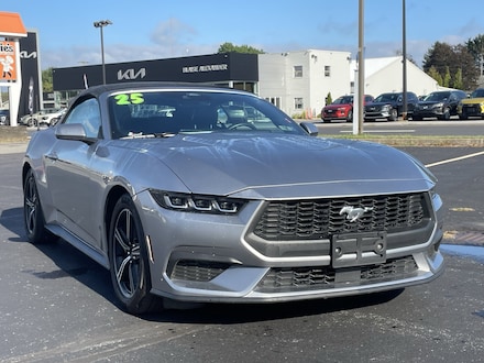 2025 Ford Mustang Convertible