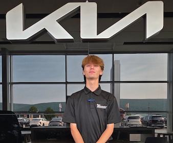 Staff member Landyn Vandine from ID_45f91c0f9da5