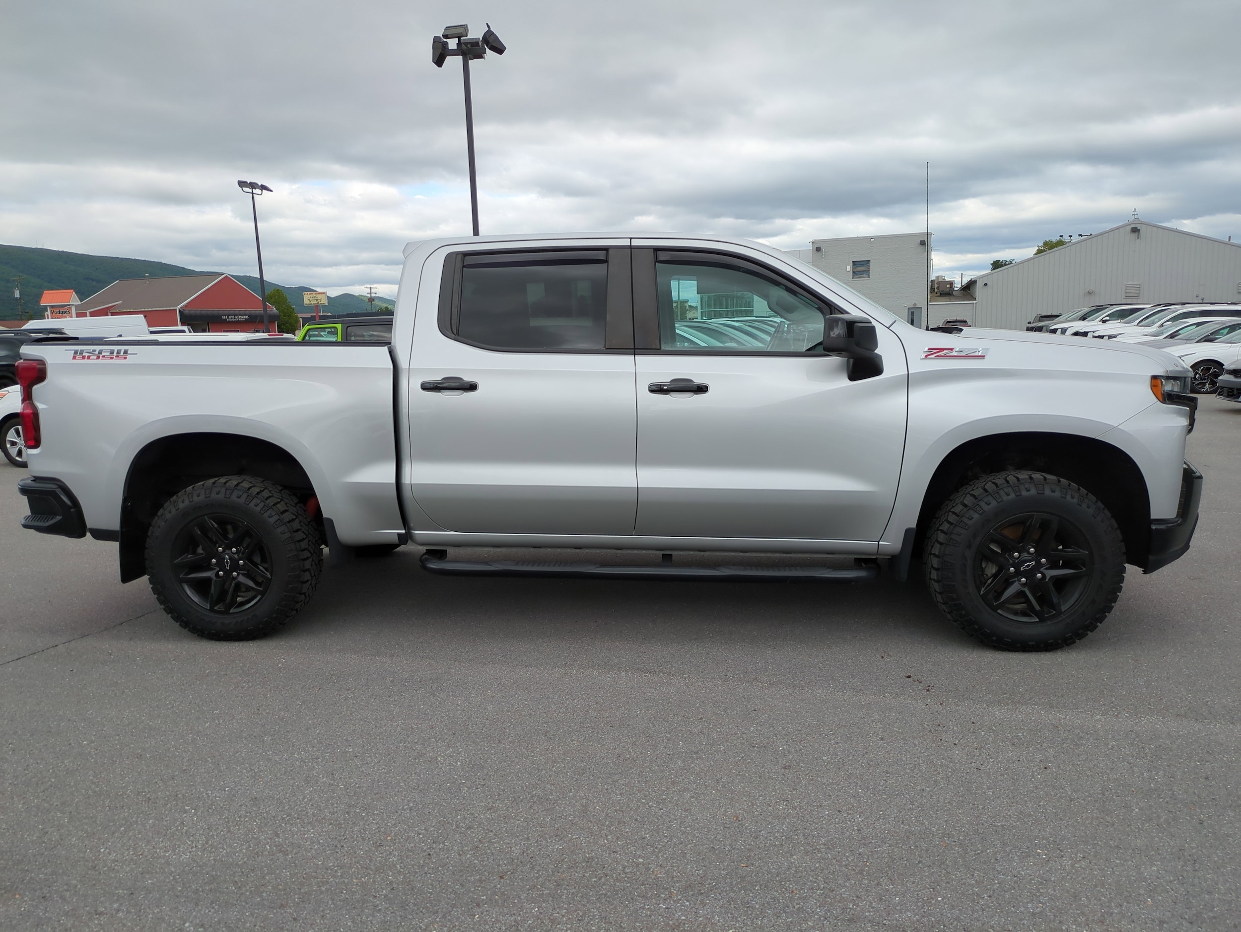 Used 2021 Chevrolet Silverado 1500 LT Trail Boss with VIN 3GCPYFEL3MG420365 for sale in Montoursville, PA
