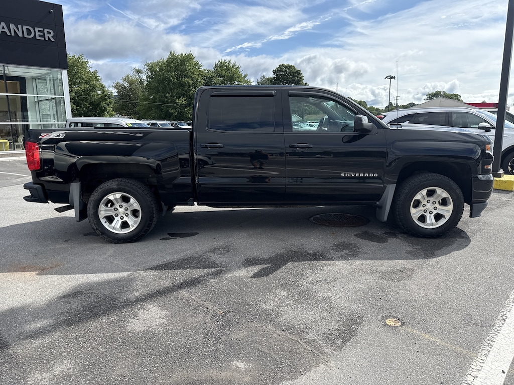 Used 2017 Chevrolet Silverado 1500 LT Truck Crew Cab