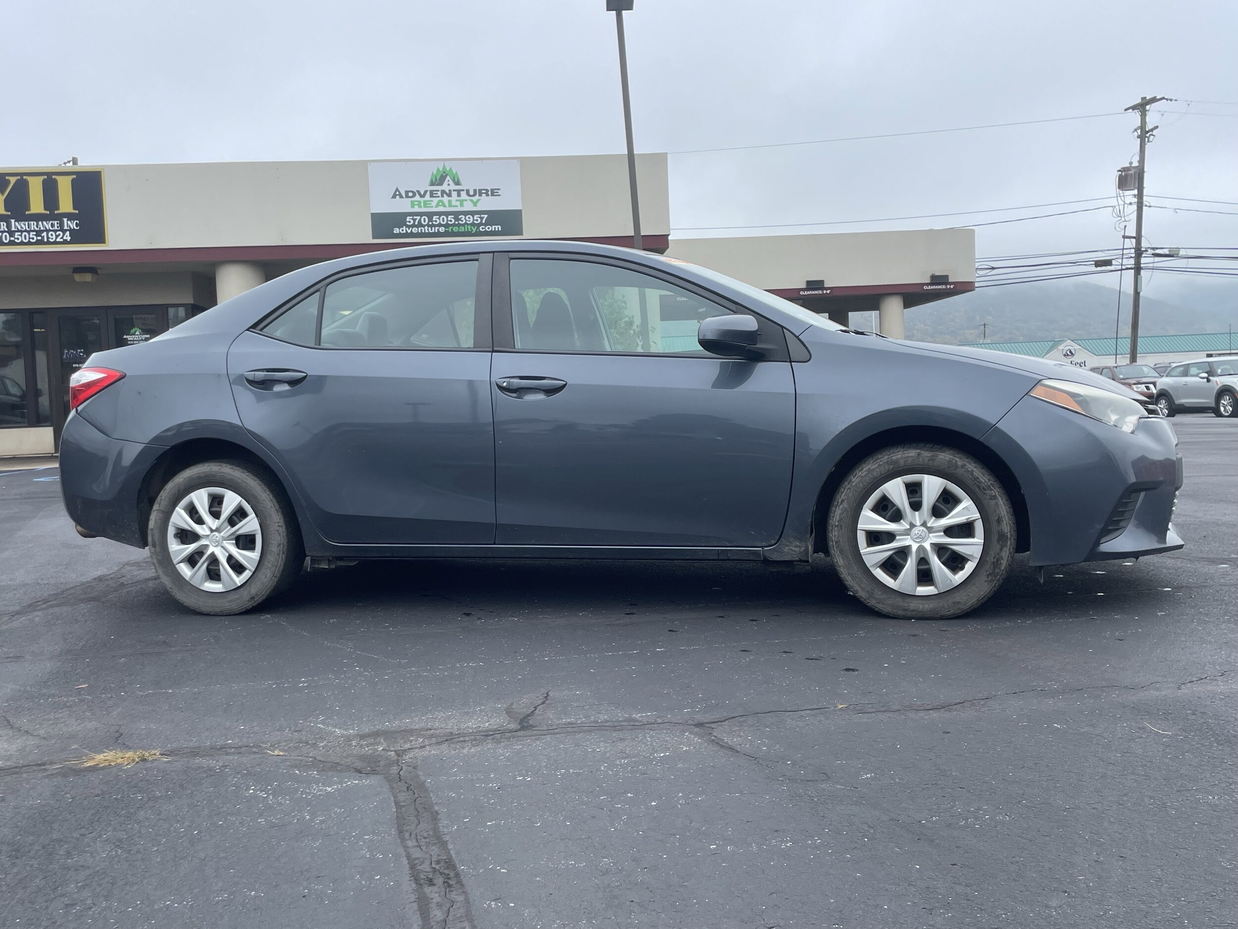 2014 Toyota Corolla L photo 2