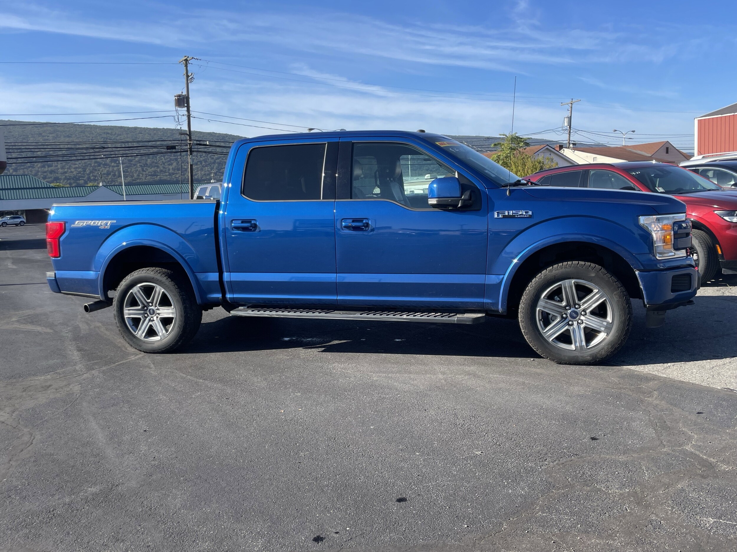 2018 Ford F-150 Lariat photo 2