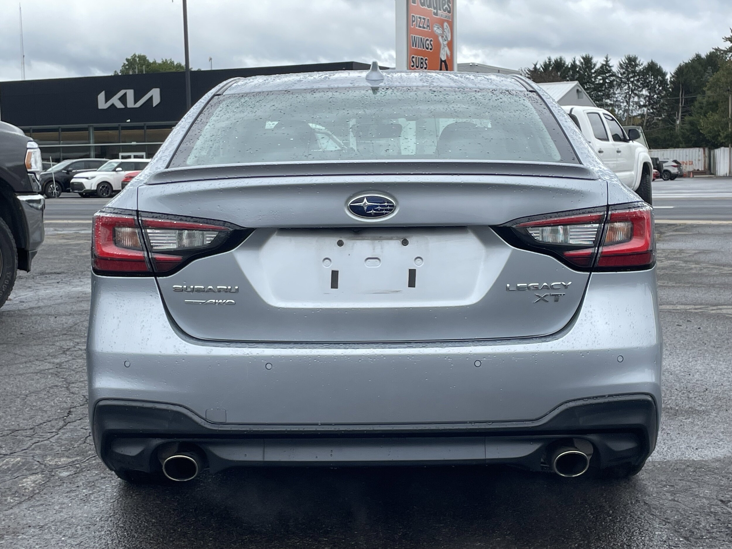2021 Subaru Legacy Limited XT photo 2