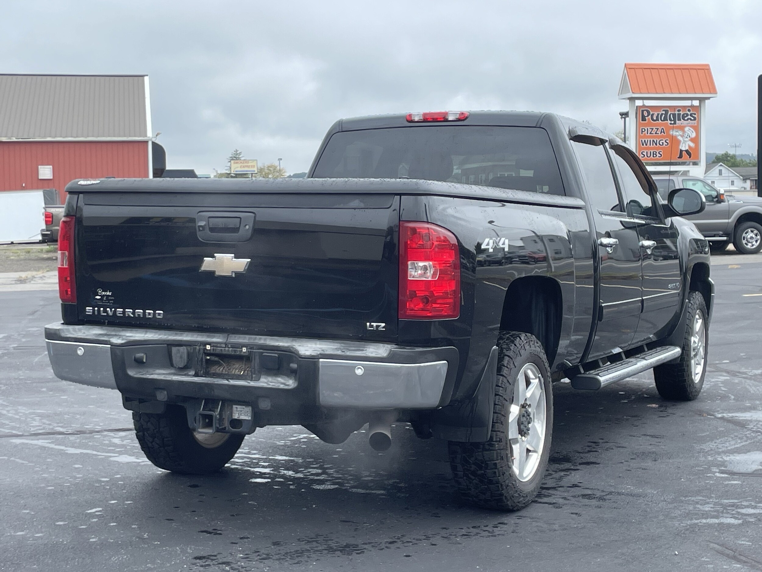 2011 Chevrolet Silverado 2500HD LTZ photo 2