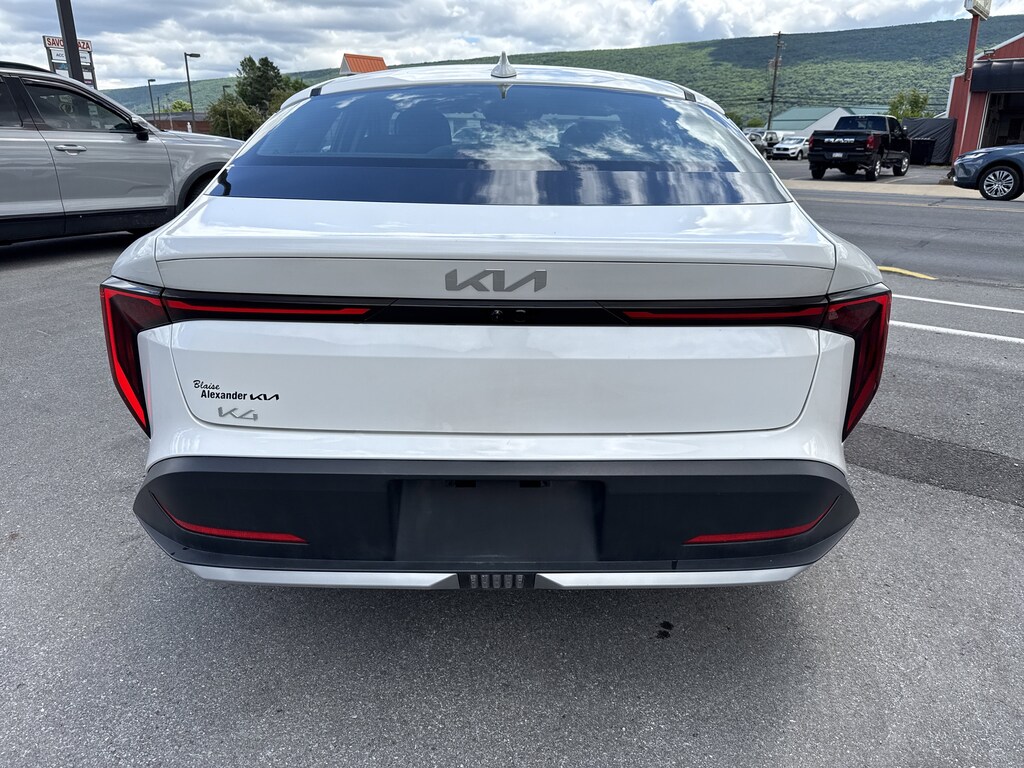 Certified 2025 Kia K4 LX Sedan