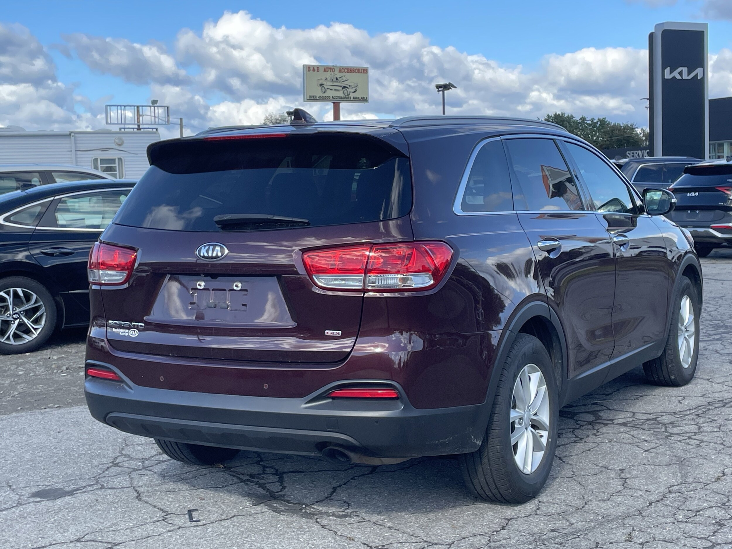 2017 Kia Sorento LX photo 3