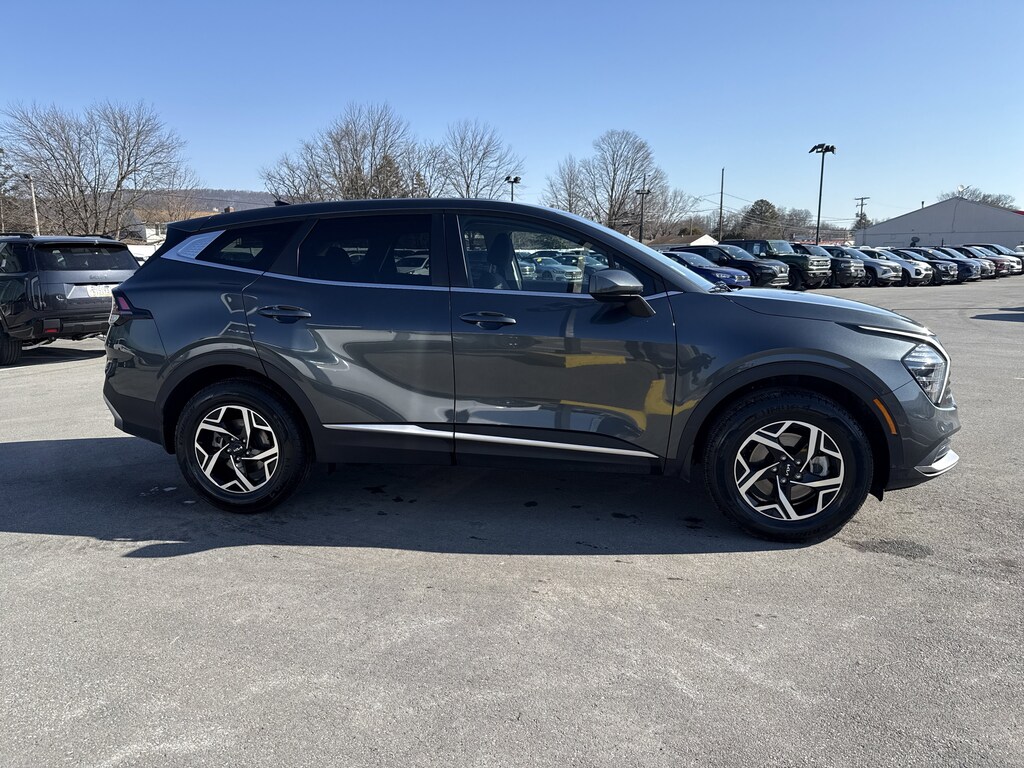 Certified 2024 Kia Sportage LX SUV