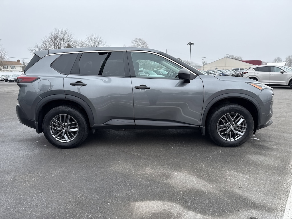 Used 2022 Nissan Rogue S SUV