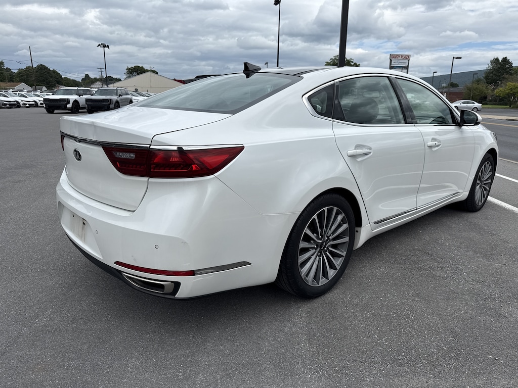 Used 2017 Kia Cadenza Premium Sedan