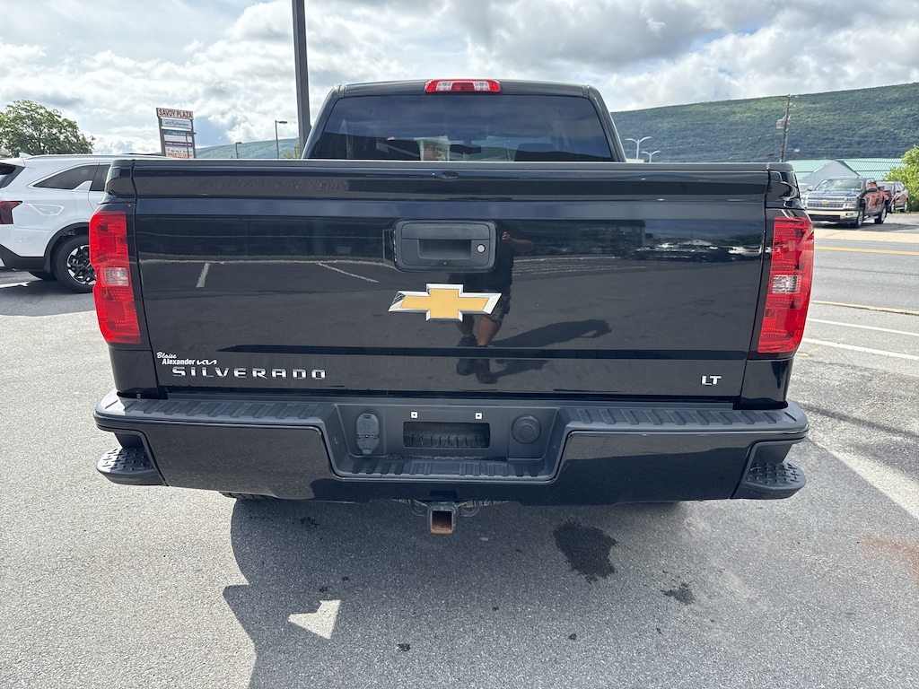 Used 2017 Chevrolet Silverado 1500 LT Truck Crew Cab