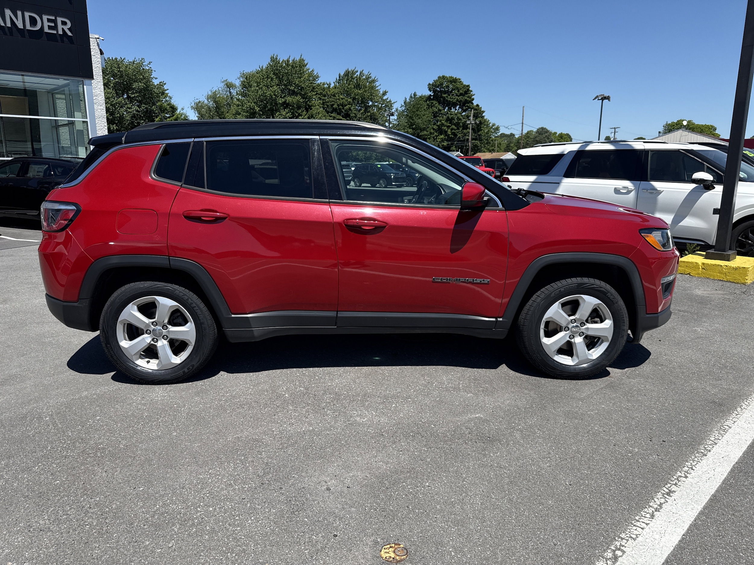 Used 2018 Jeep Compass Latitude with VIN 3C4NJDBB6JT138994 for sale in Montoursville, PA