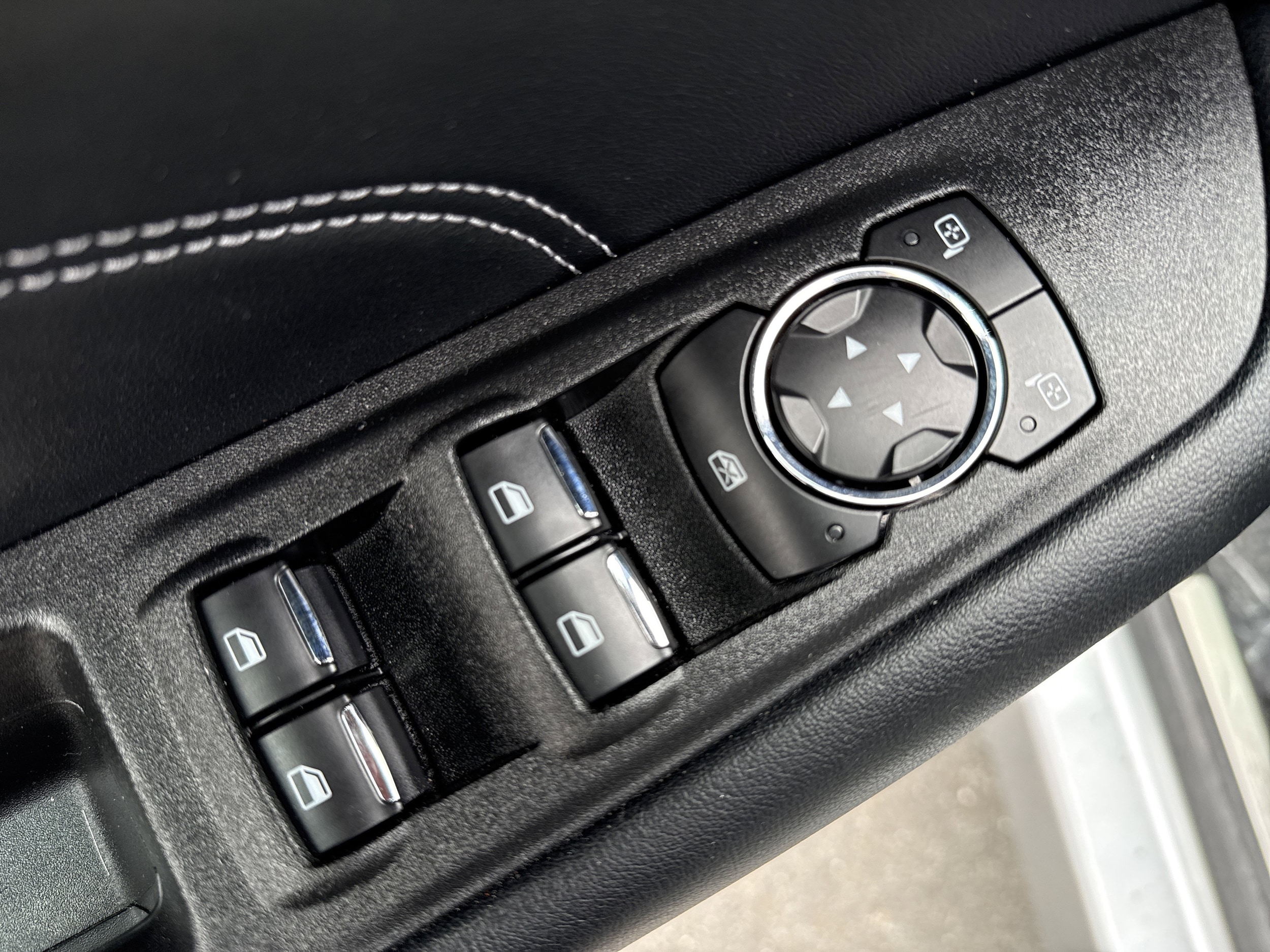 2022 Ford Edge Titanium - Photo 16