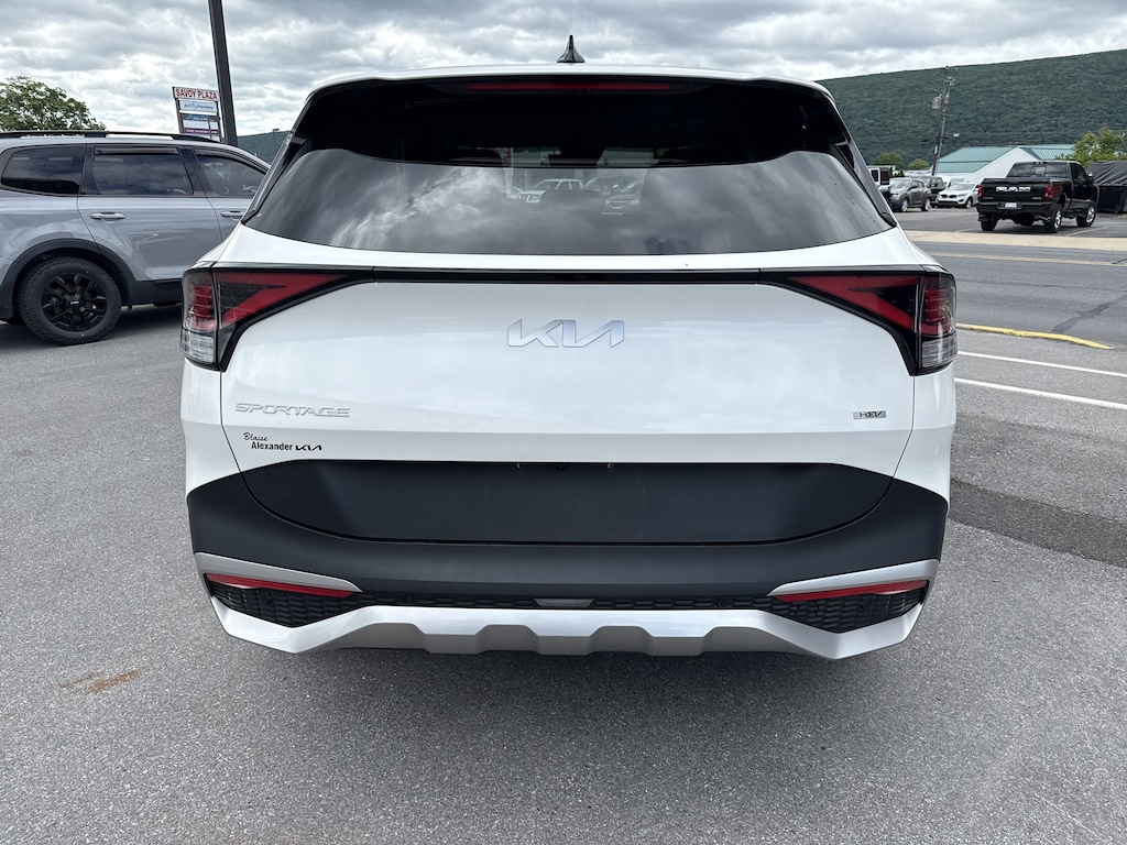 Certified 2023 Kia Sportage Hybrid LX SUV