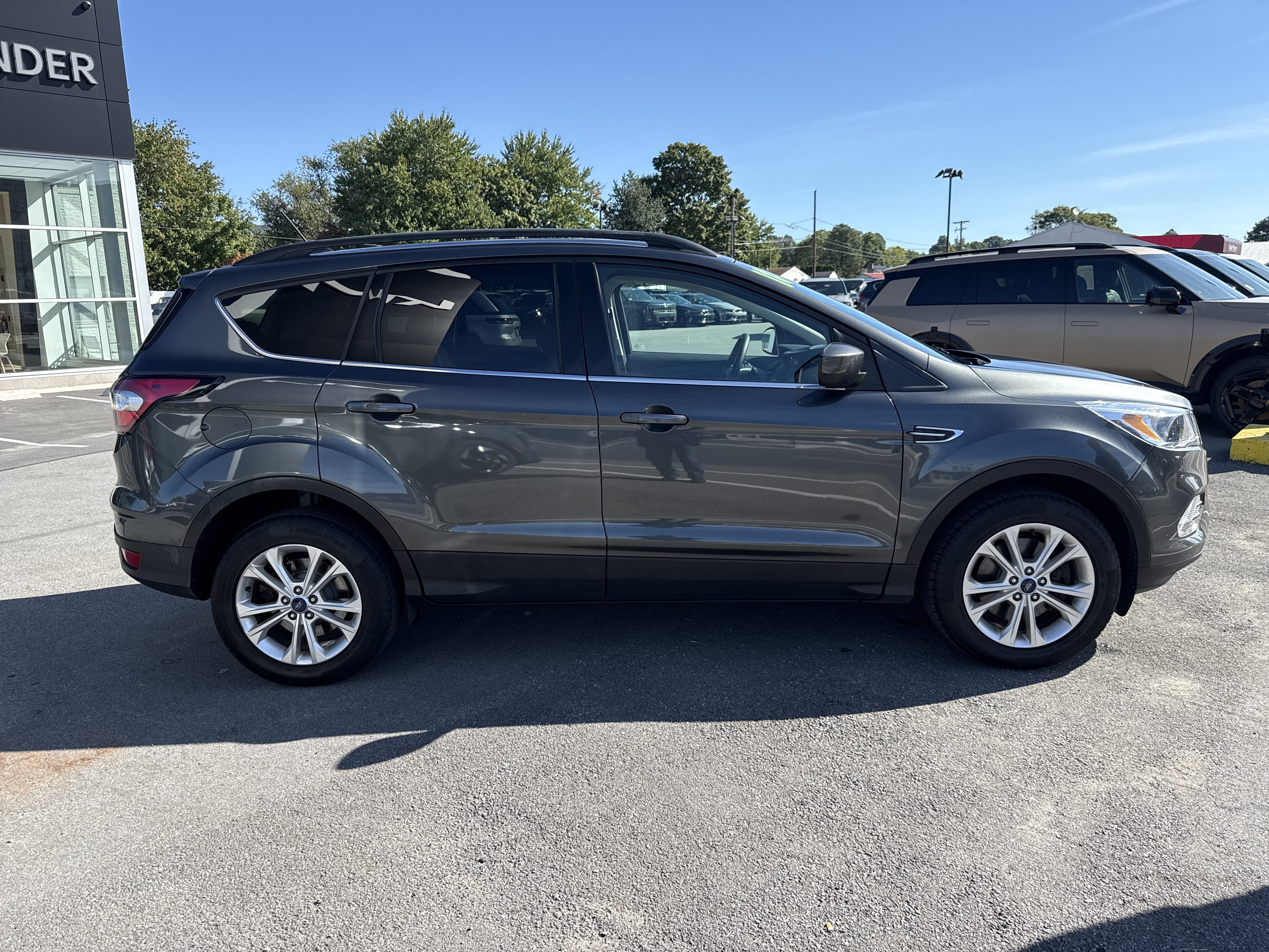 Used 2018 Ford Escape SE SUV