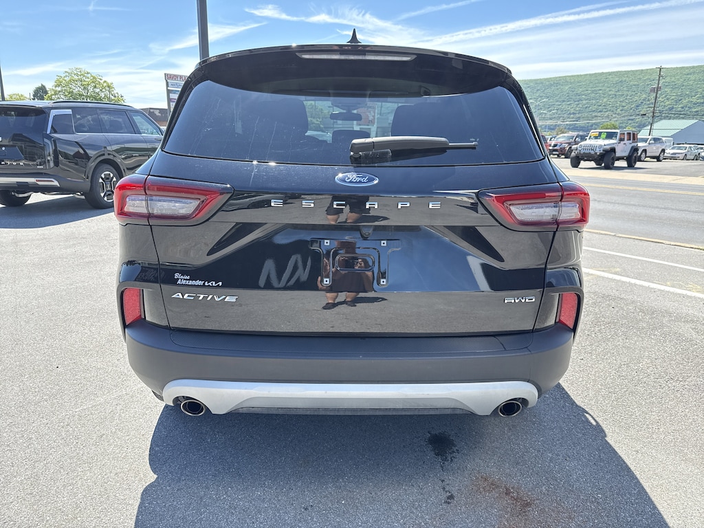 Used 2025 Ford Escape Active SUV