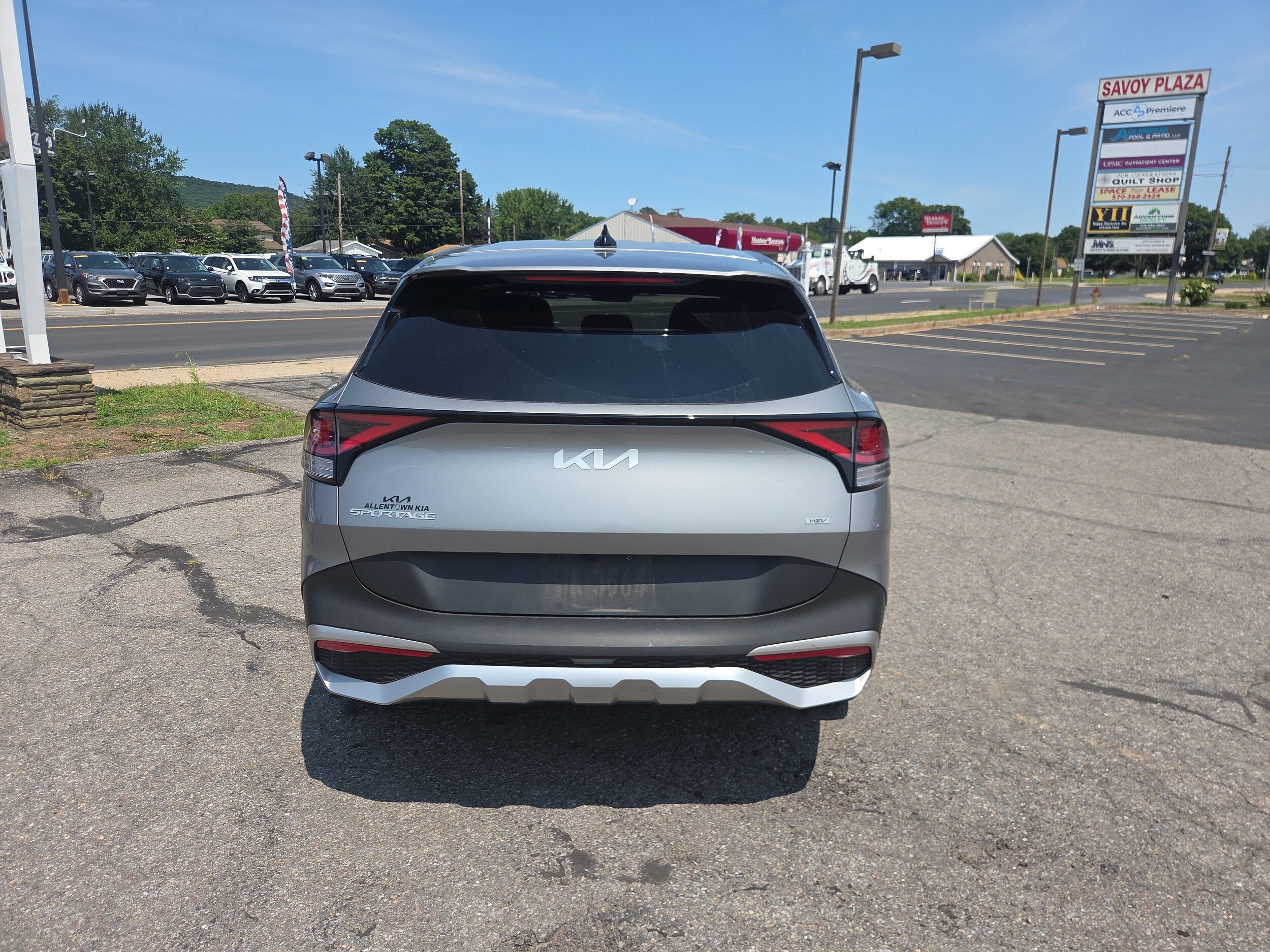 2023 Kia Sportage Hybrid LX photo 4
