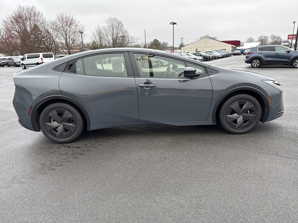 Used 2024 Toyota Prius LE Hatchback