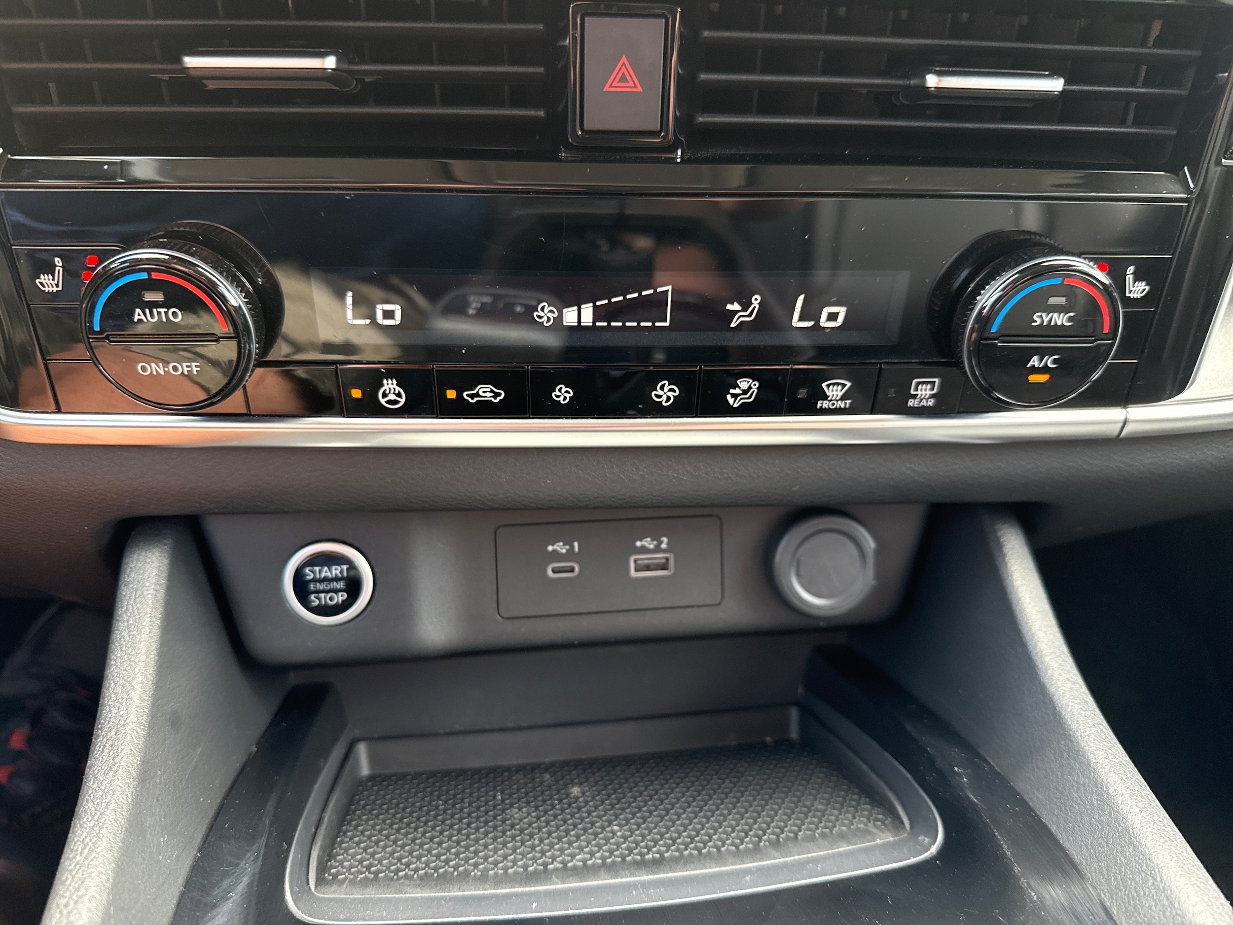 2023 Nissan Rogue SV - Photo 27