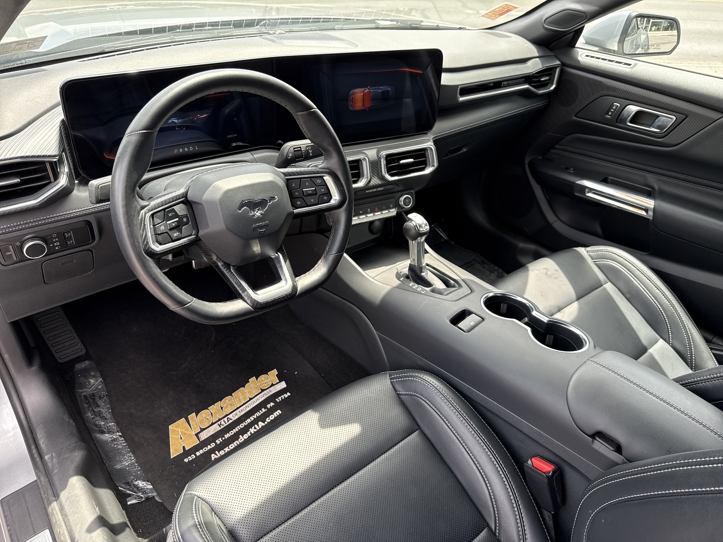 2025 Ford Mustang EcoBoost Premium - Photo 14