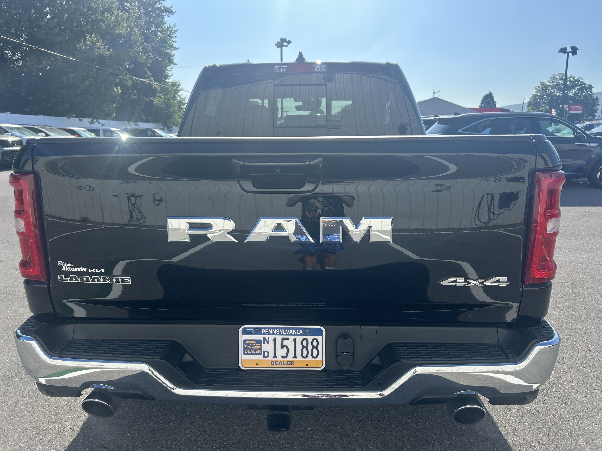 2025 Ram 1500 Laramie photo 2