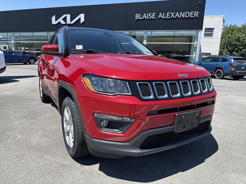 Used 2018 Jeep Compass Latitude 4x4 SUV