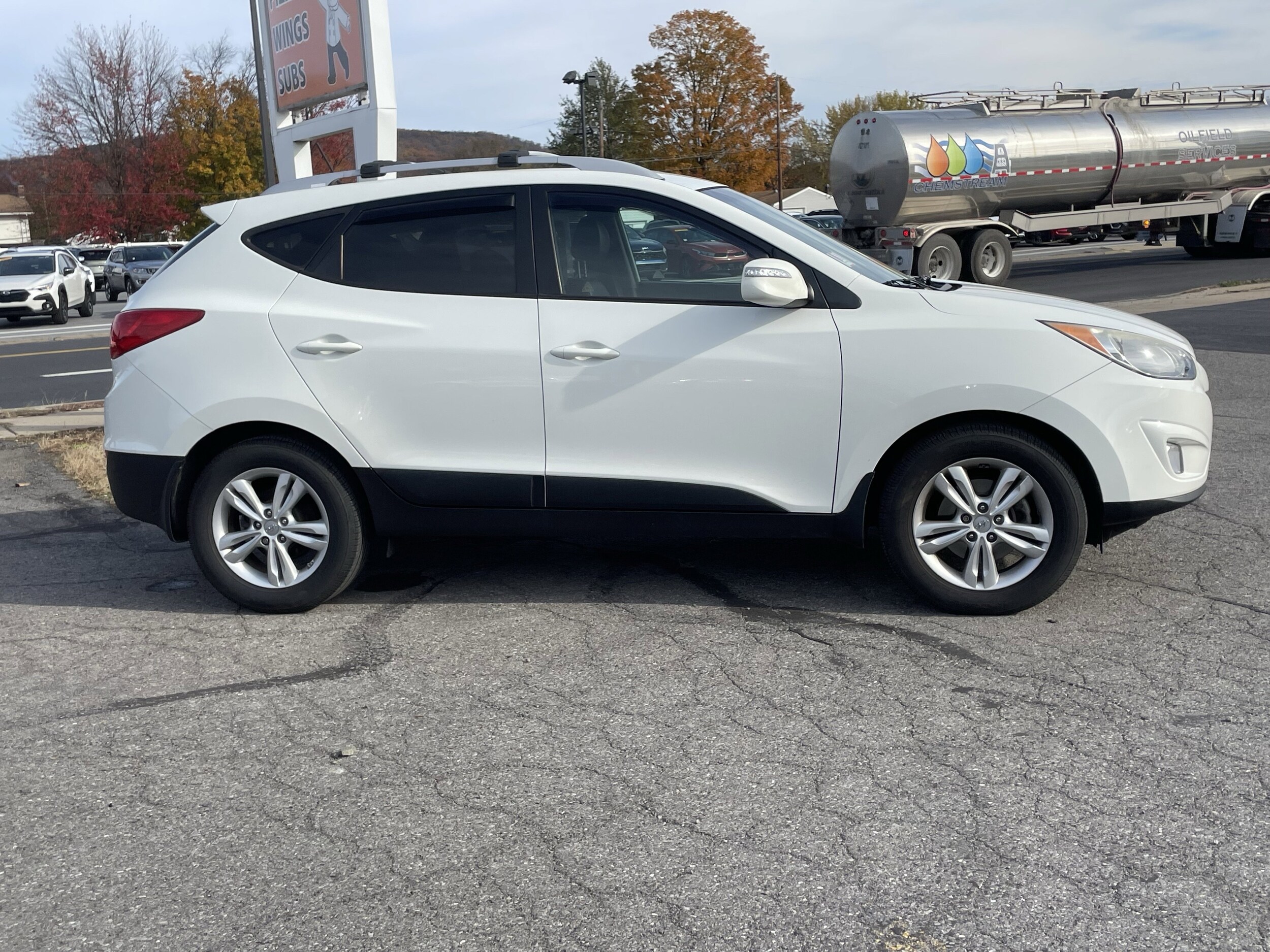 2013 Hyundai Tucson GLS photo 2