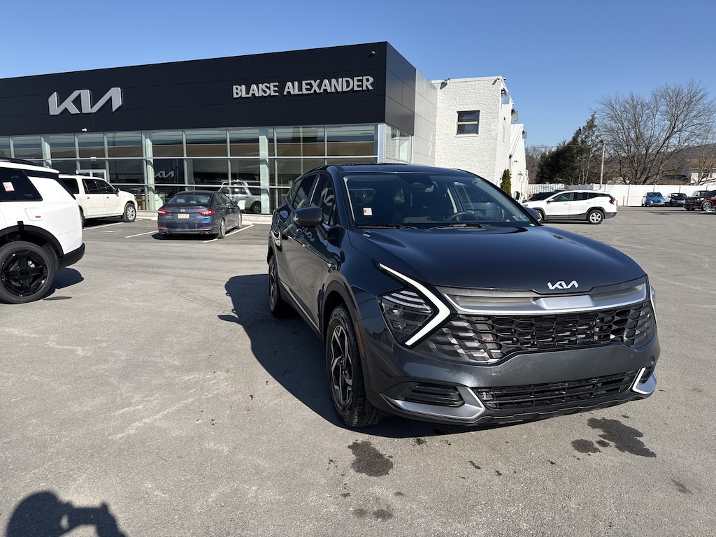 Certified 2024 Kia Sportage LX SUV