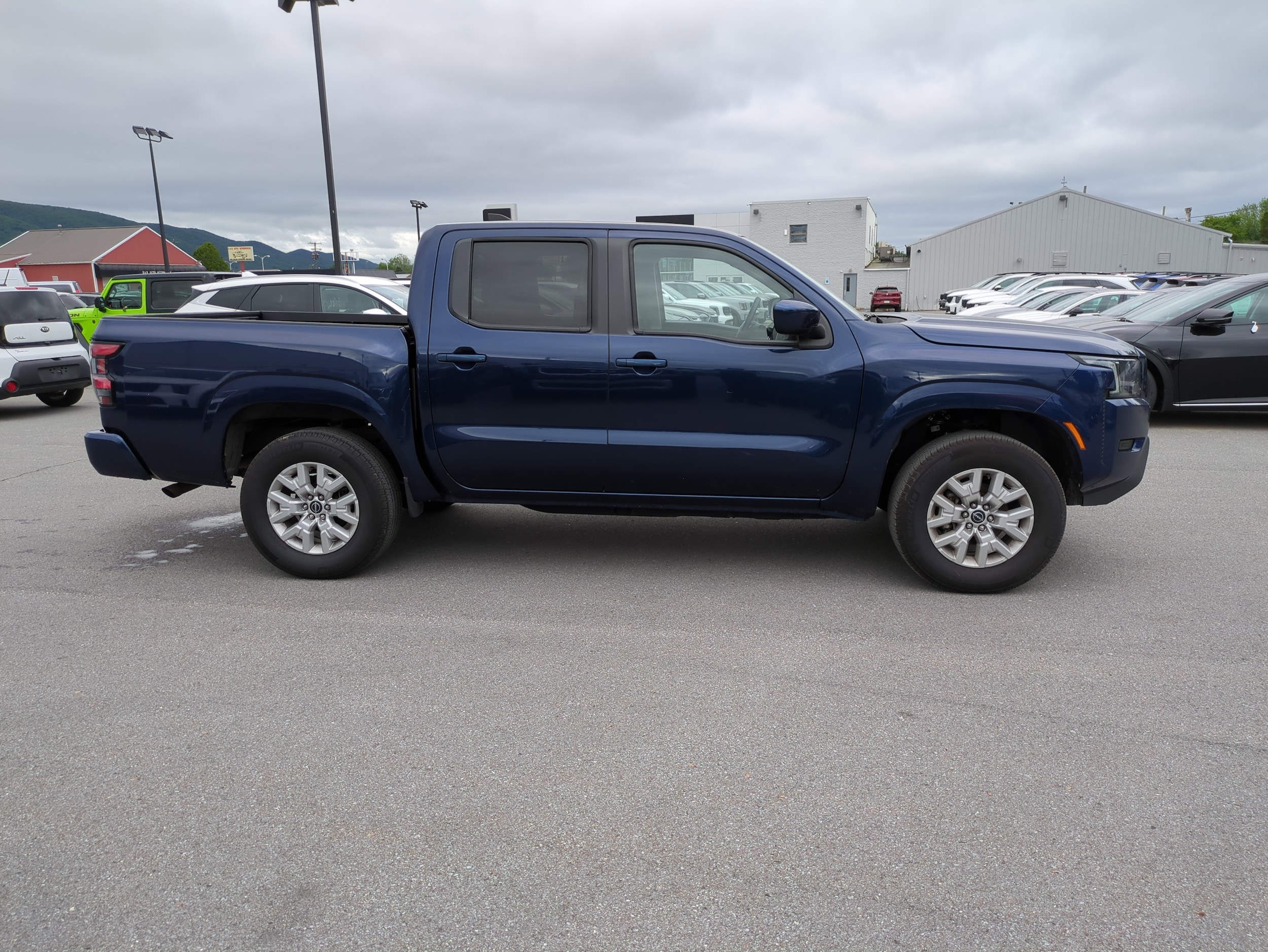 Used 2023 Nissan Frontier SV with VIN 1N6ED1EK3PN661381 for sale in Montoursville, PA
