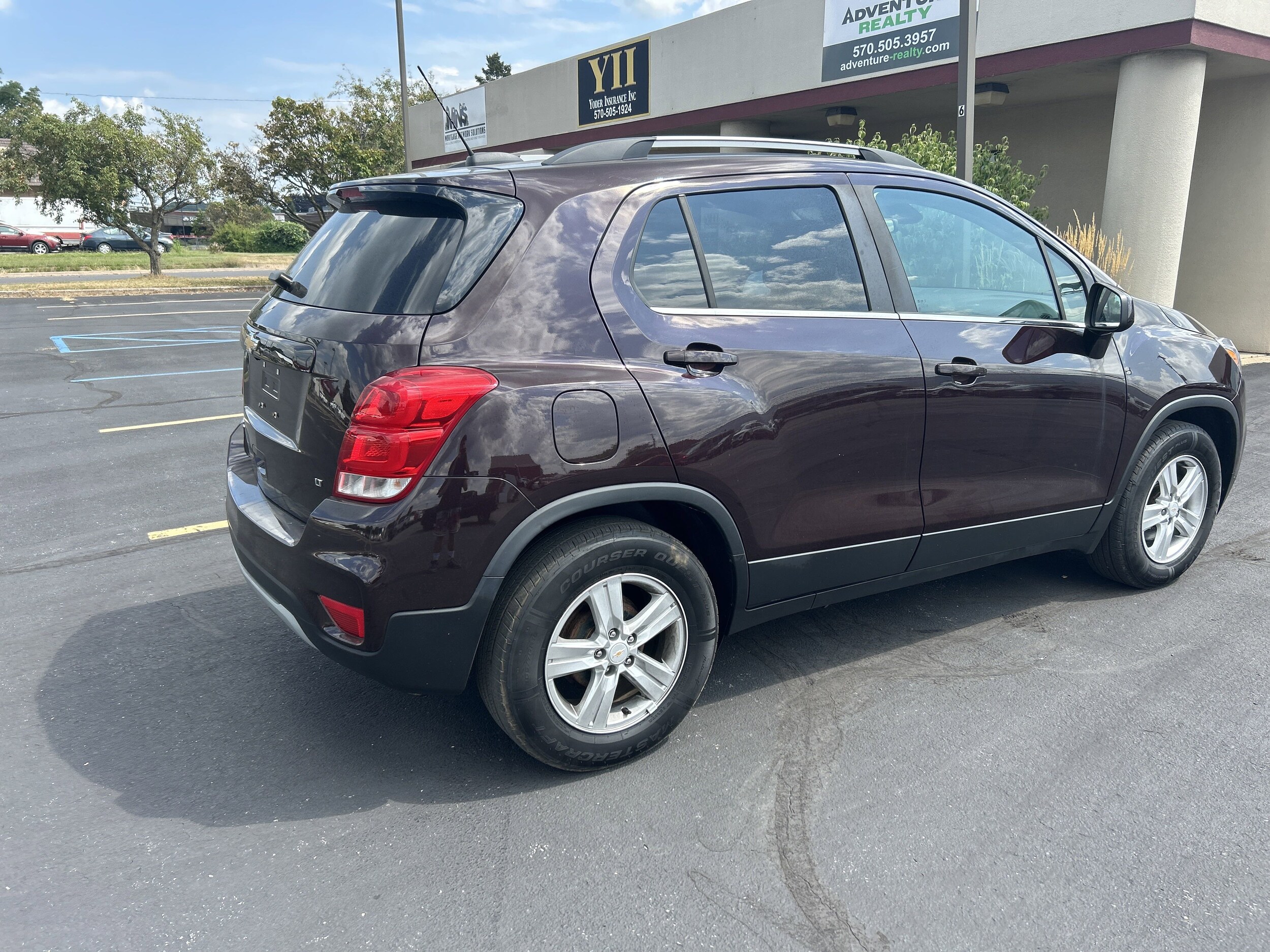 2020 Chevrolet Trax LT photo 3