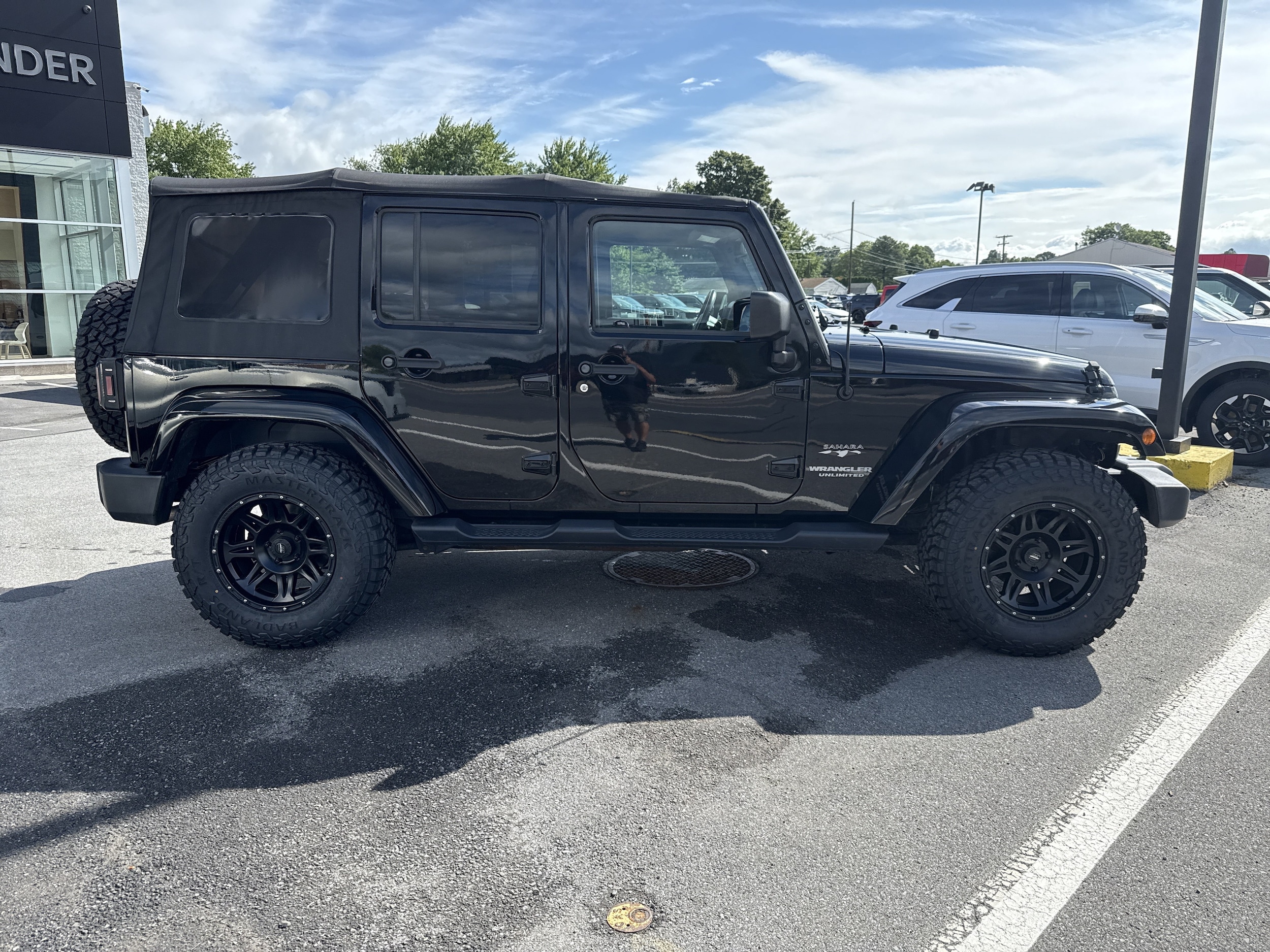 Used 2017 Jeep Wrangler Unlimited Sahara with VIN 1C4BJWEG2HL511413 for sale in Montoursville, PA