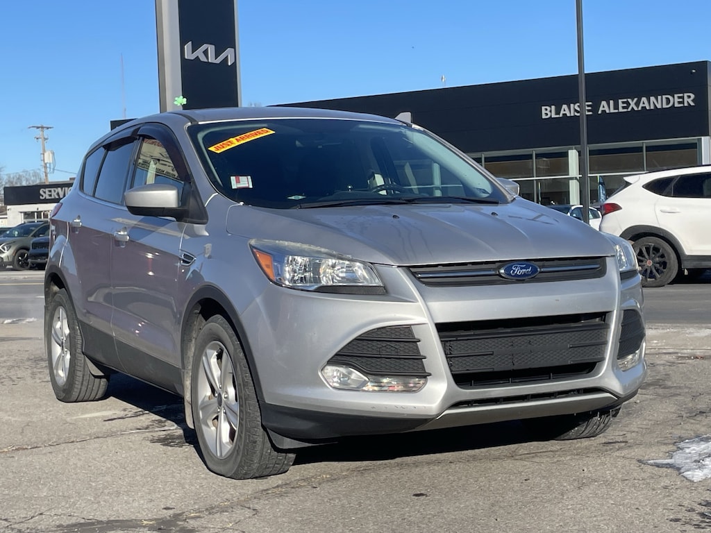 Used 2016 Ford Escape SE SUV