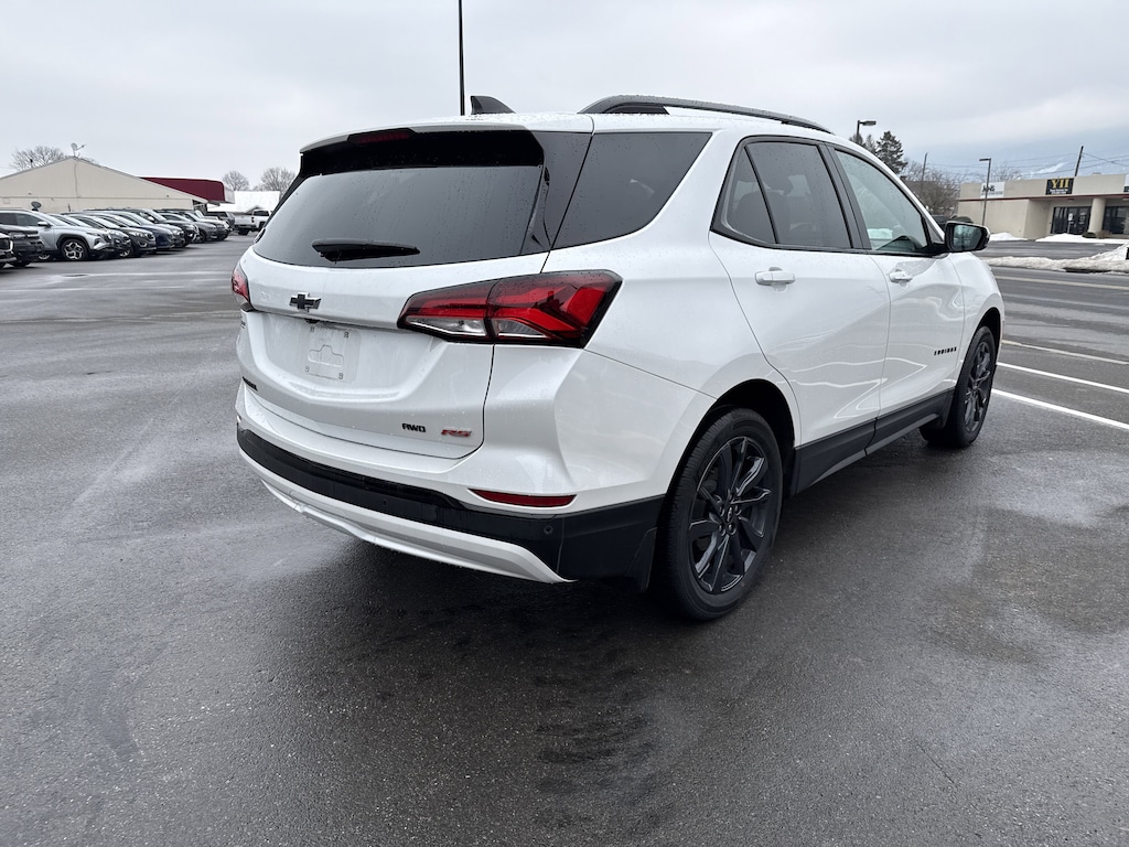 Used 2024 Chevrolet Equinox RS SUV