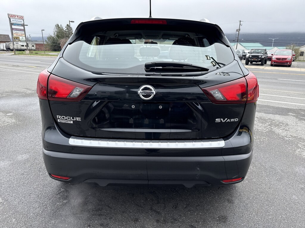 Used 2018 Nissan Rogue Sport SV SUV