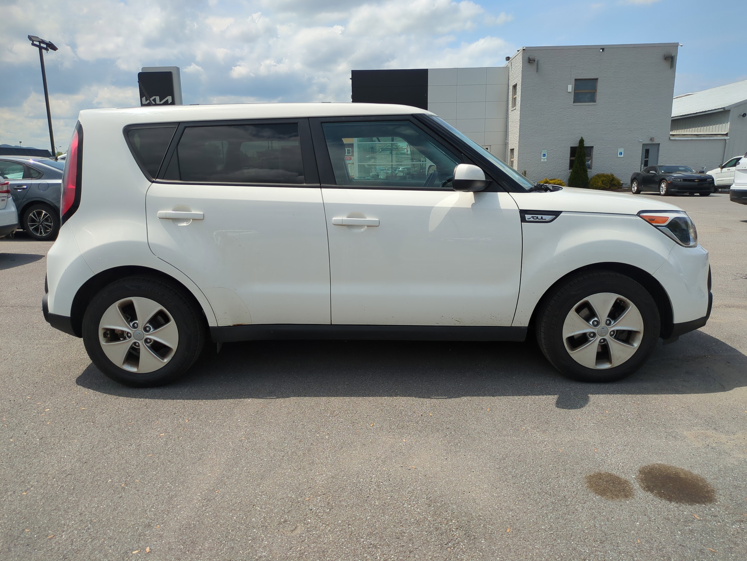 Used 2015 Kia Soul Base with VIN KNDJN2A23F7791044 for sale in Montoursville, PA