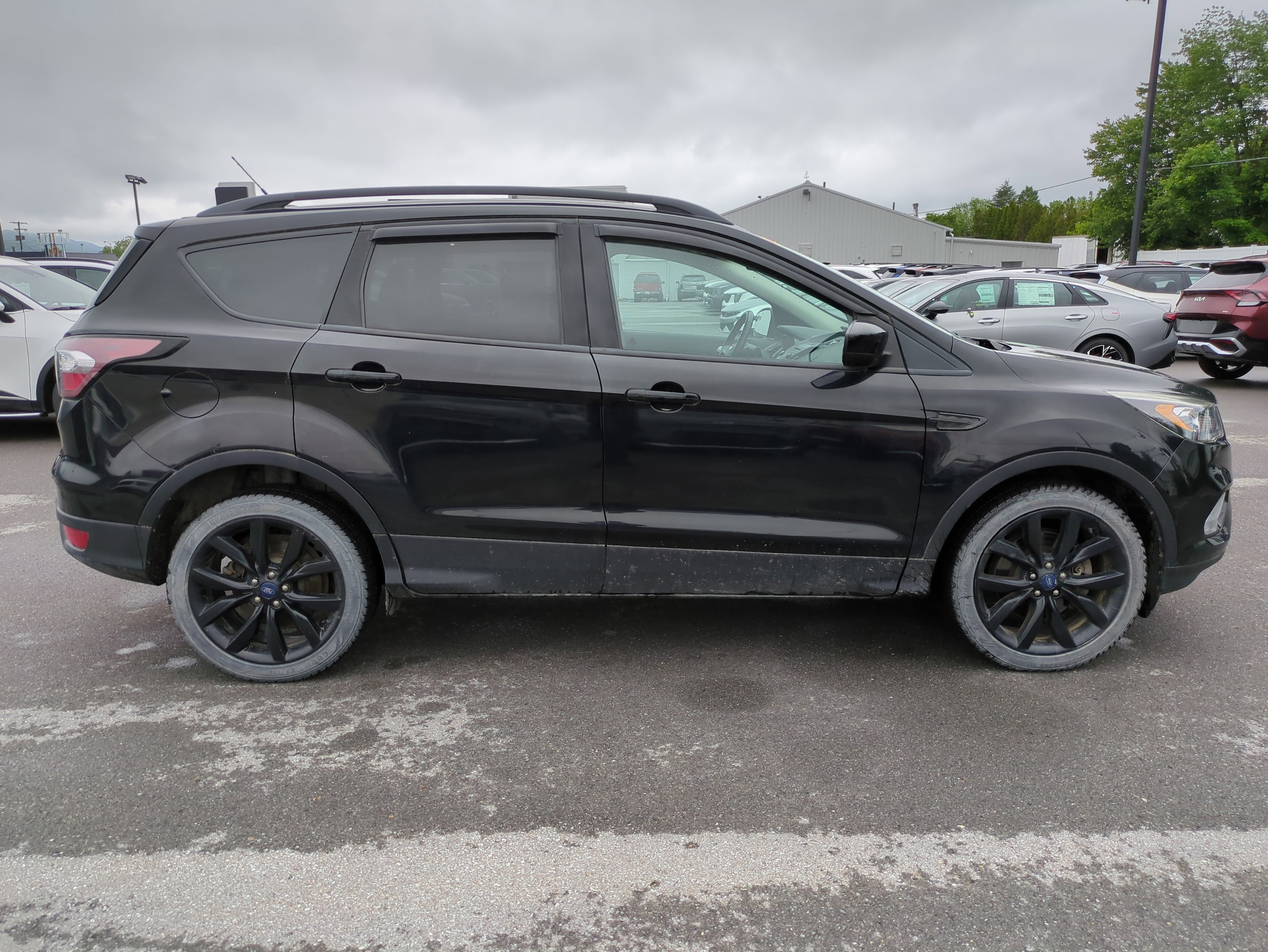 Used 2018 Ford Escape SE with VIN 1FMCU9GDXJUA46956 for sale in Montoursville, PA
