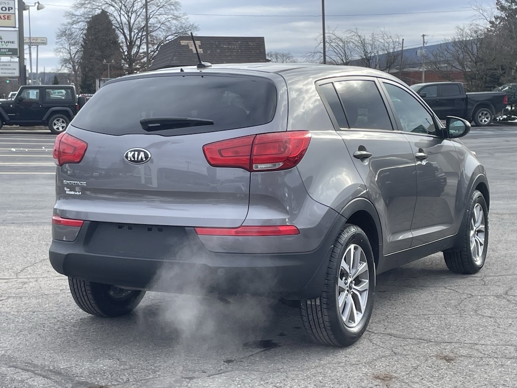 Used 2016 Kia Sportage LX FWD SUV