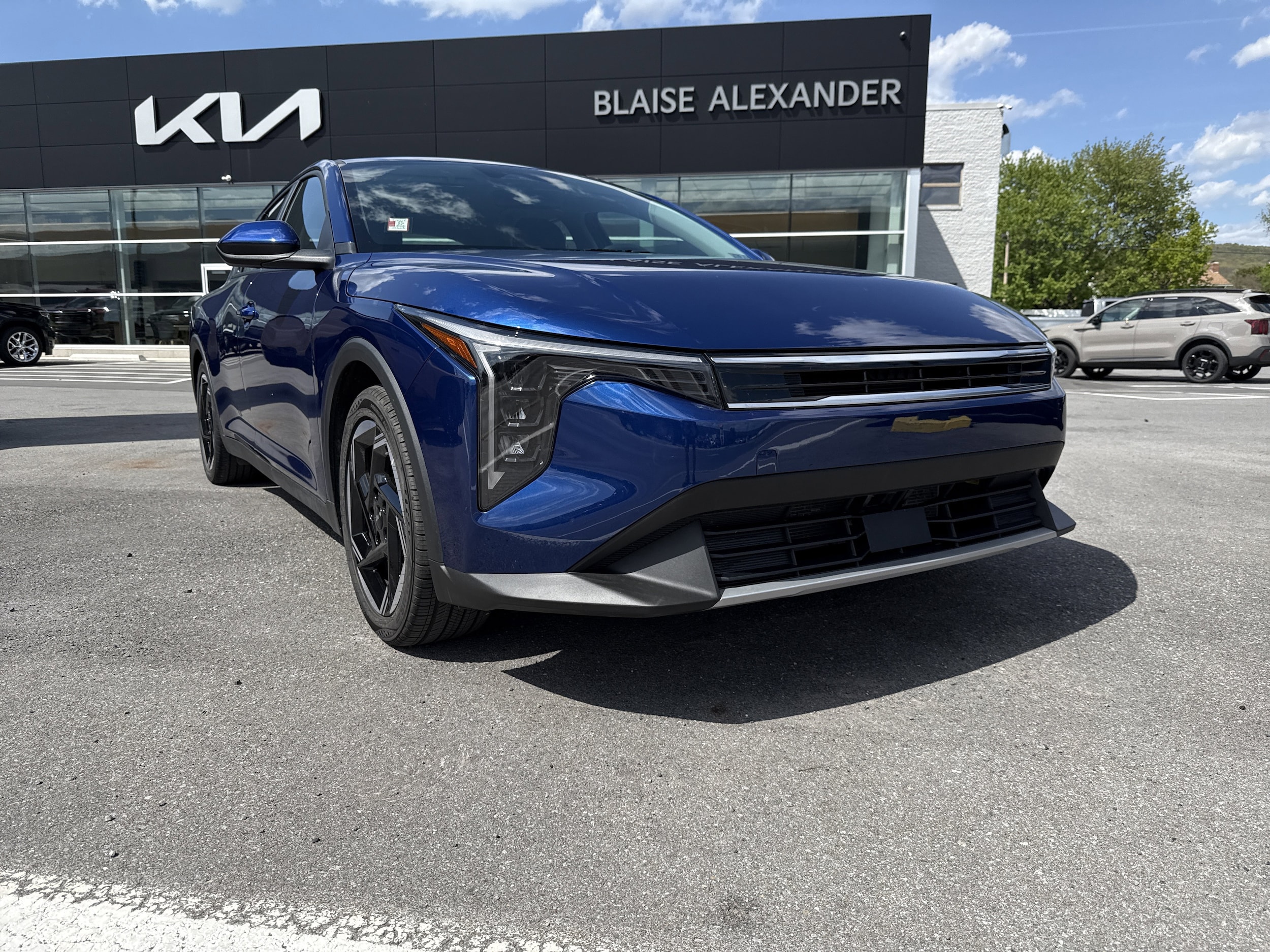 2025 Kia K4 EX AT's photo