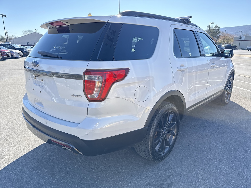 Used 2017 Ford Explorer XLT SUV
