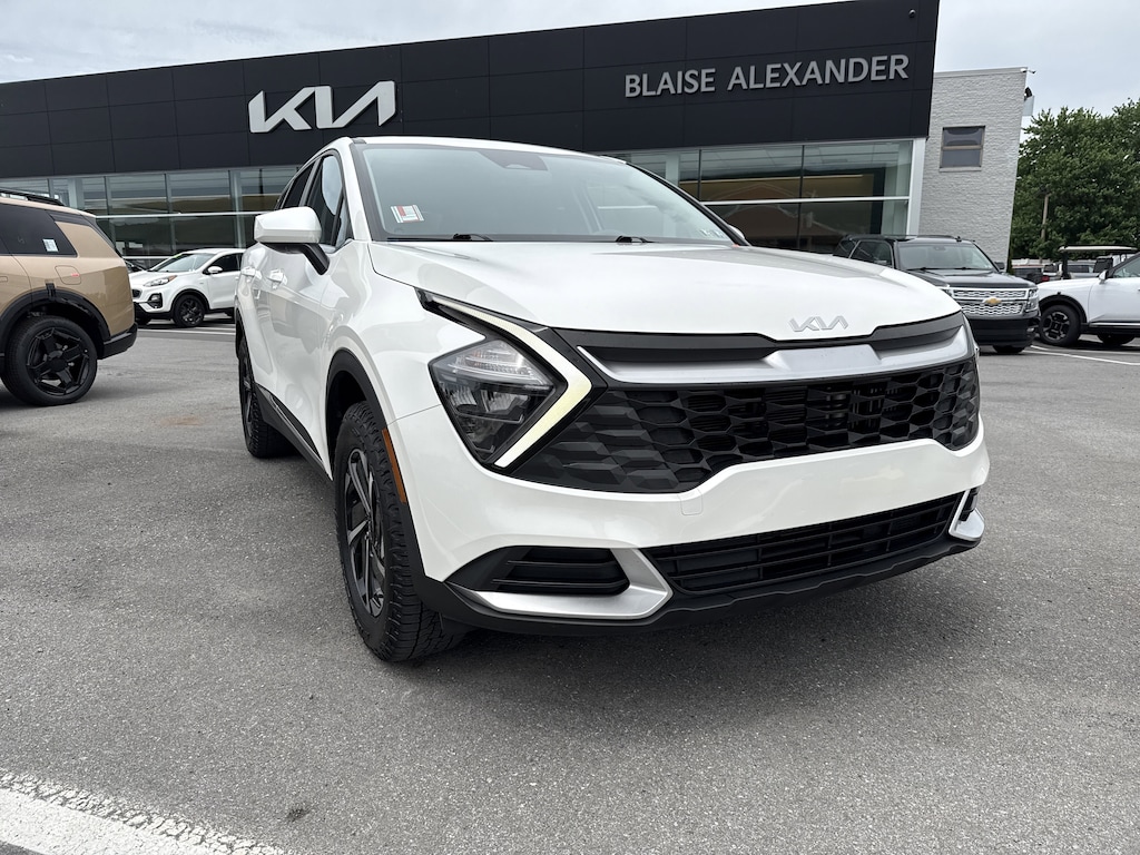 Certified 2023 Kia Sportage Hybrid LX SUV