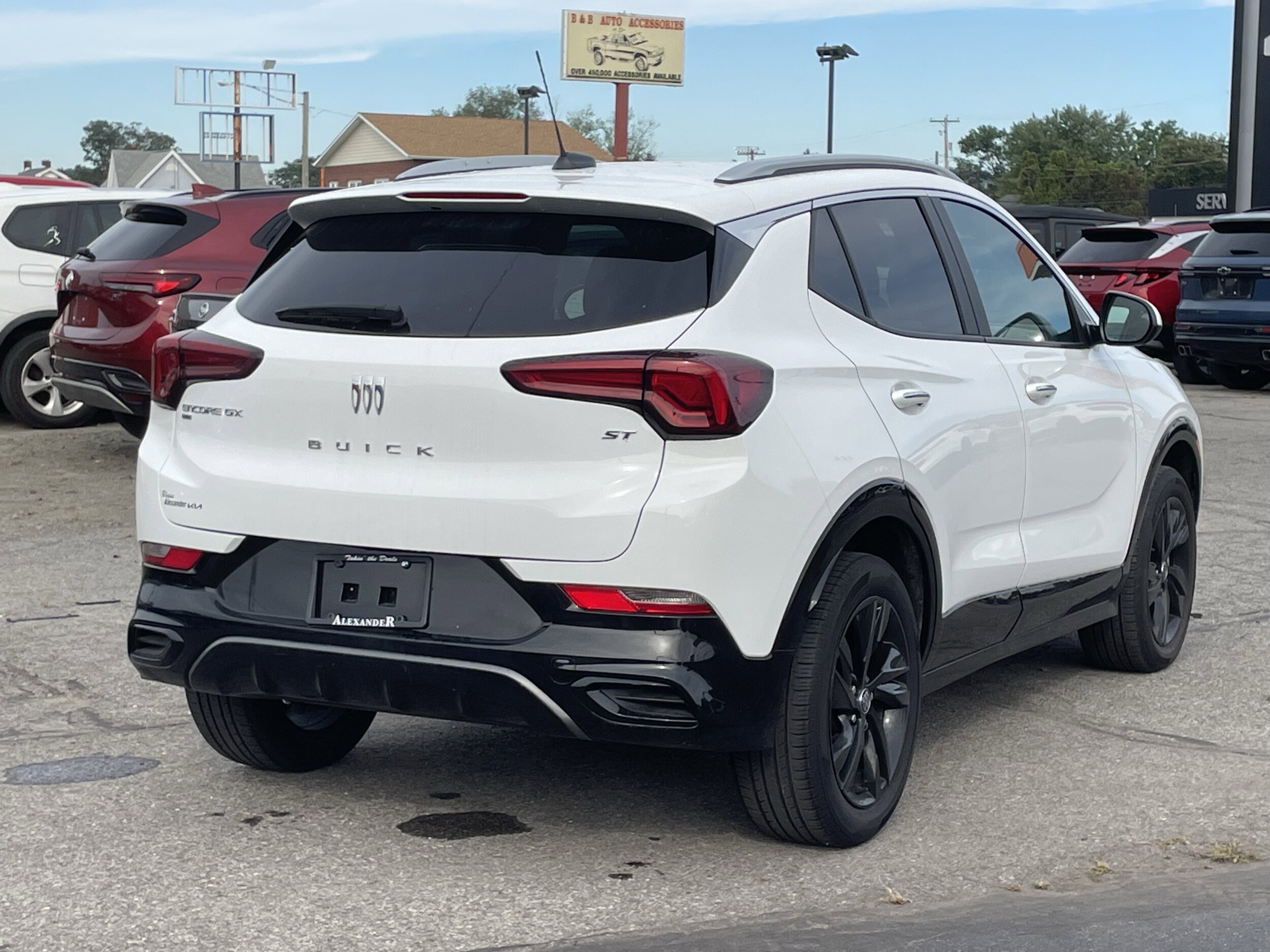 2024 Buick Encore GX Sport Touring photo 3