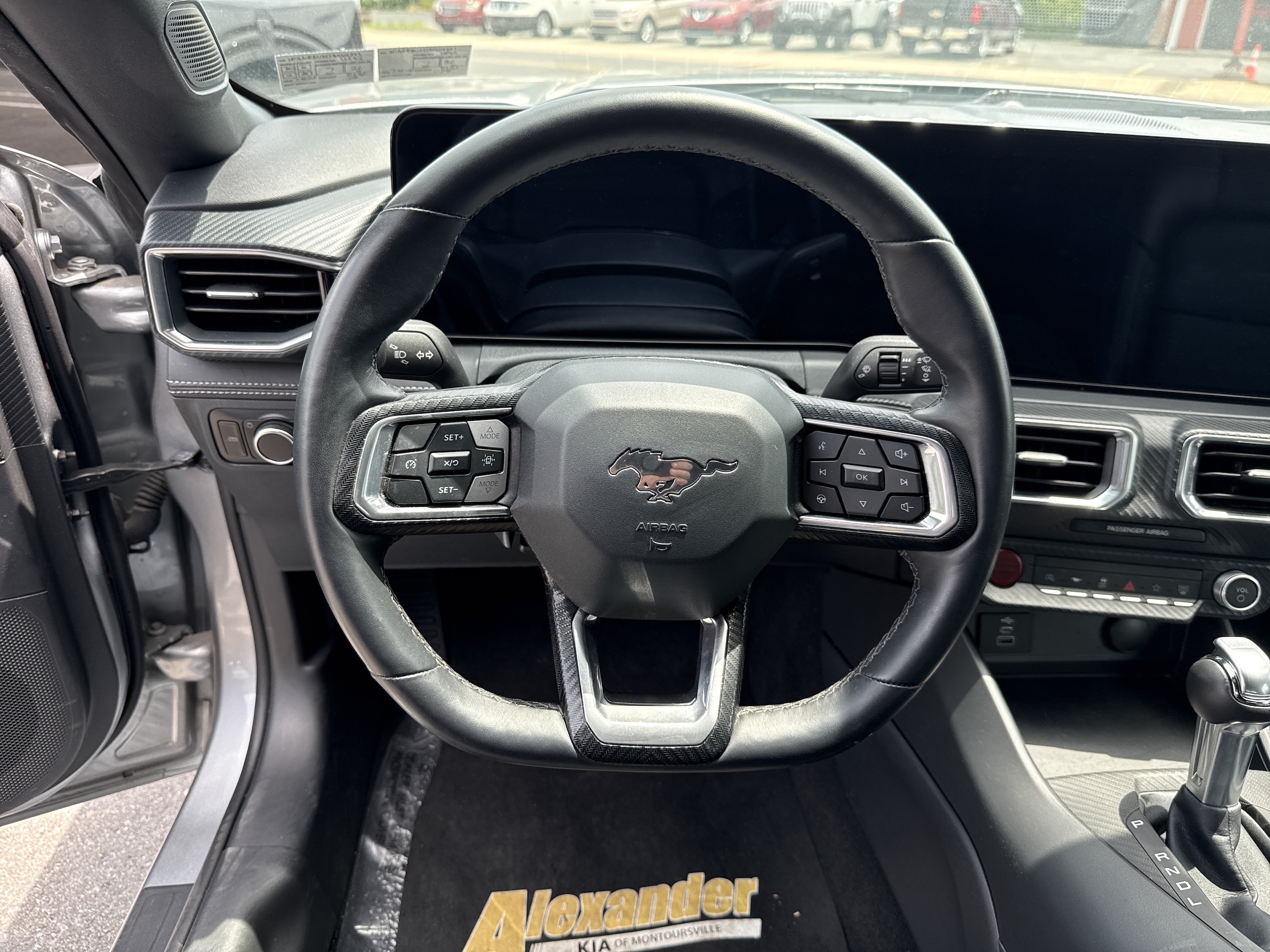 2025 Ford Mustang EcoBoost Premium - Photo 17